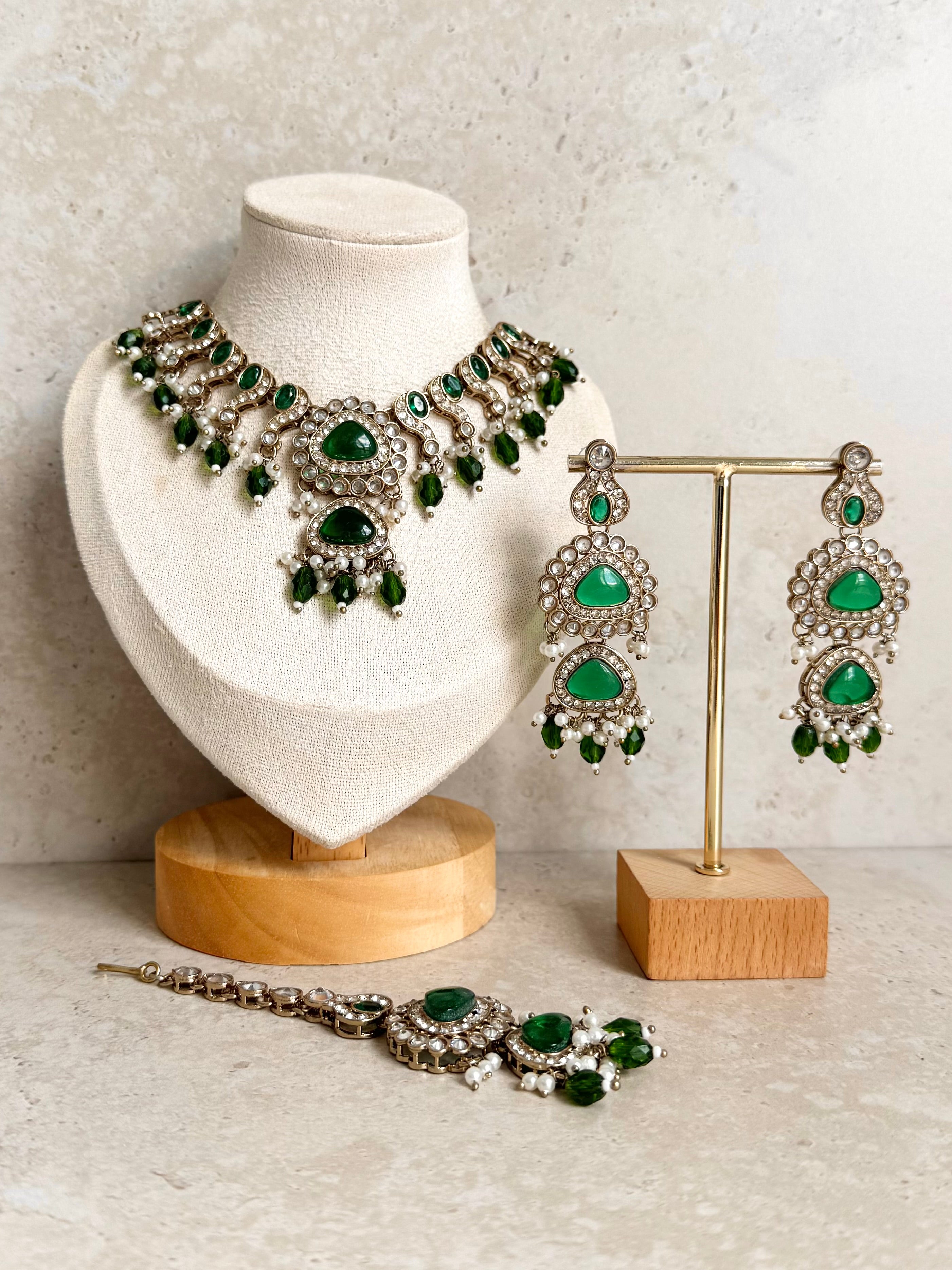 Mishal Necklace Set
