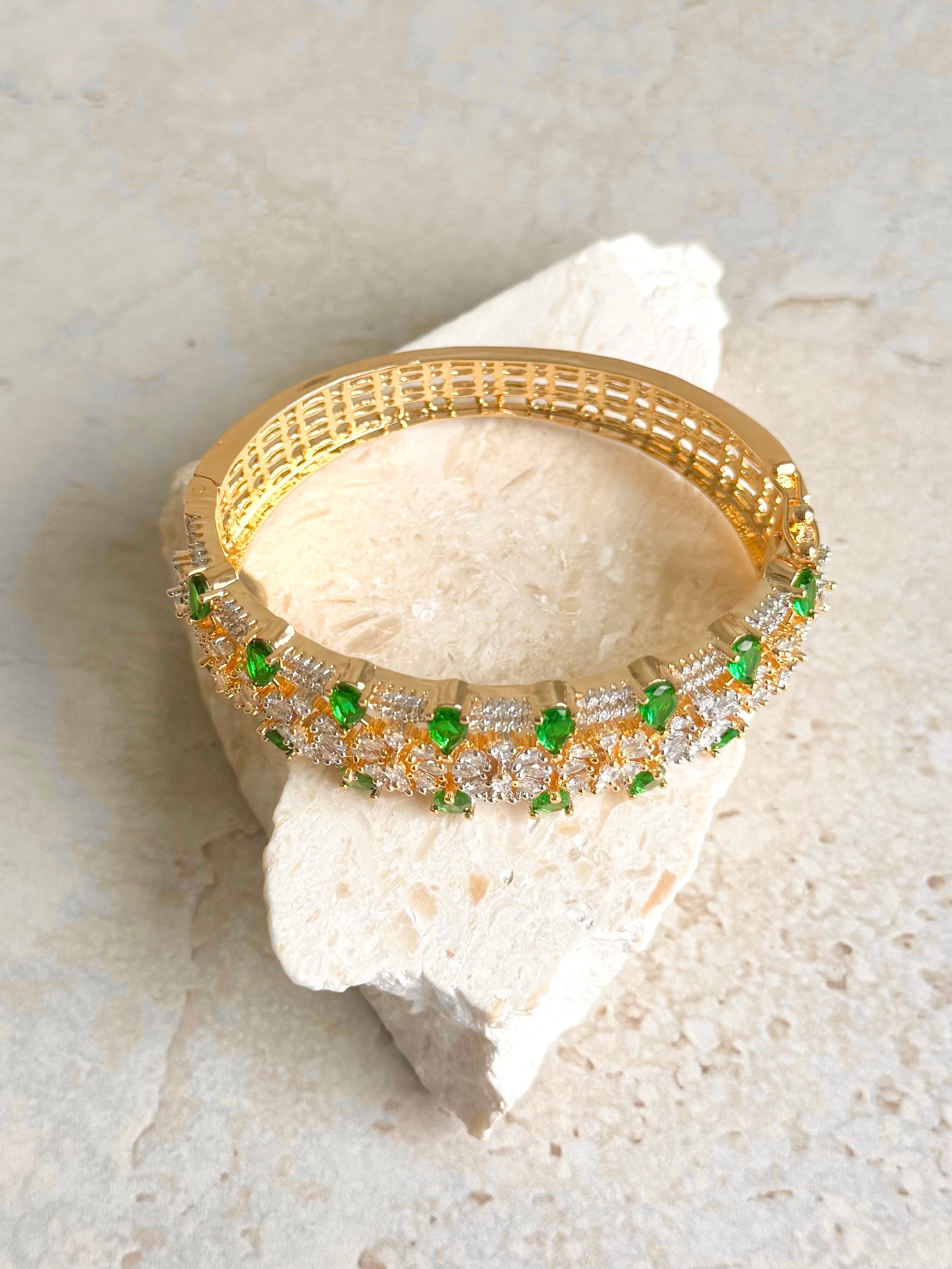 Tania Bangle
