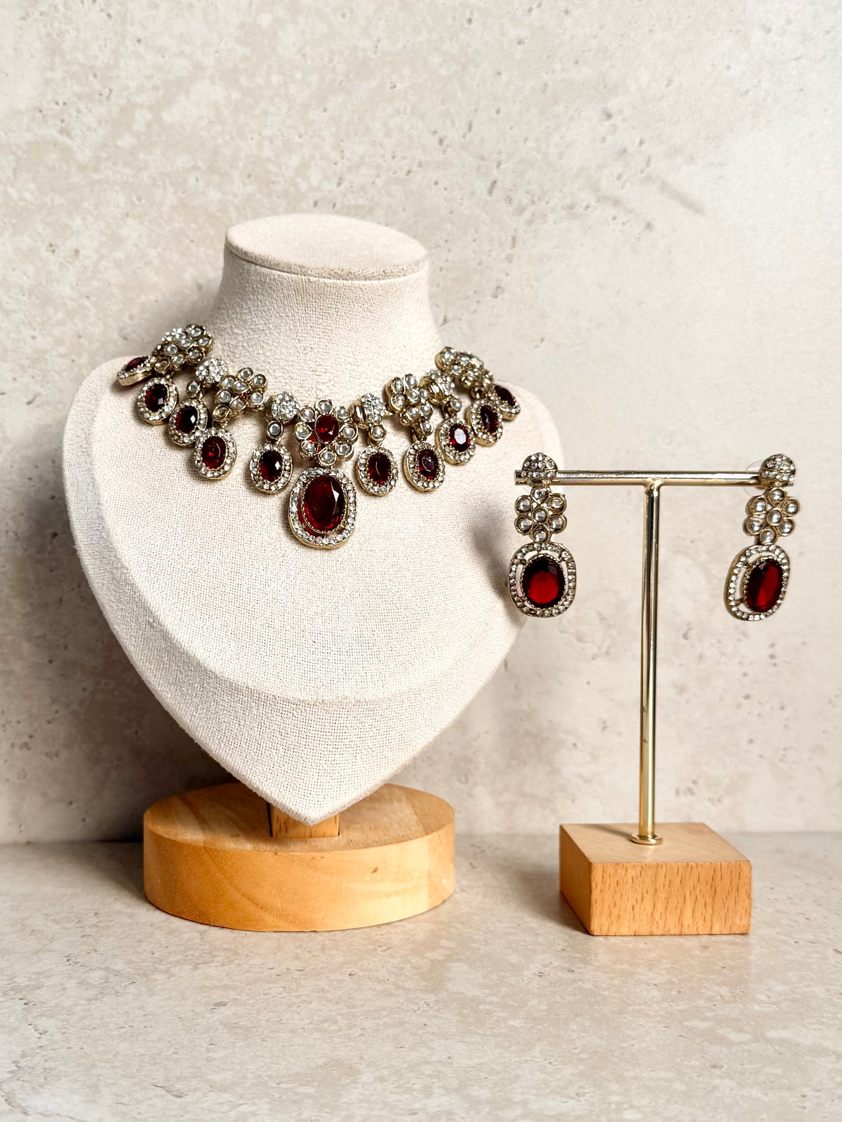 Archana Necklace Set