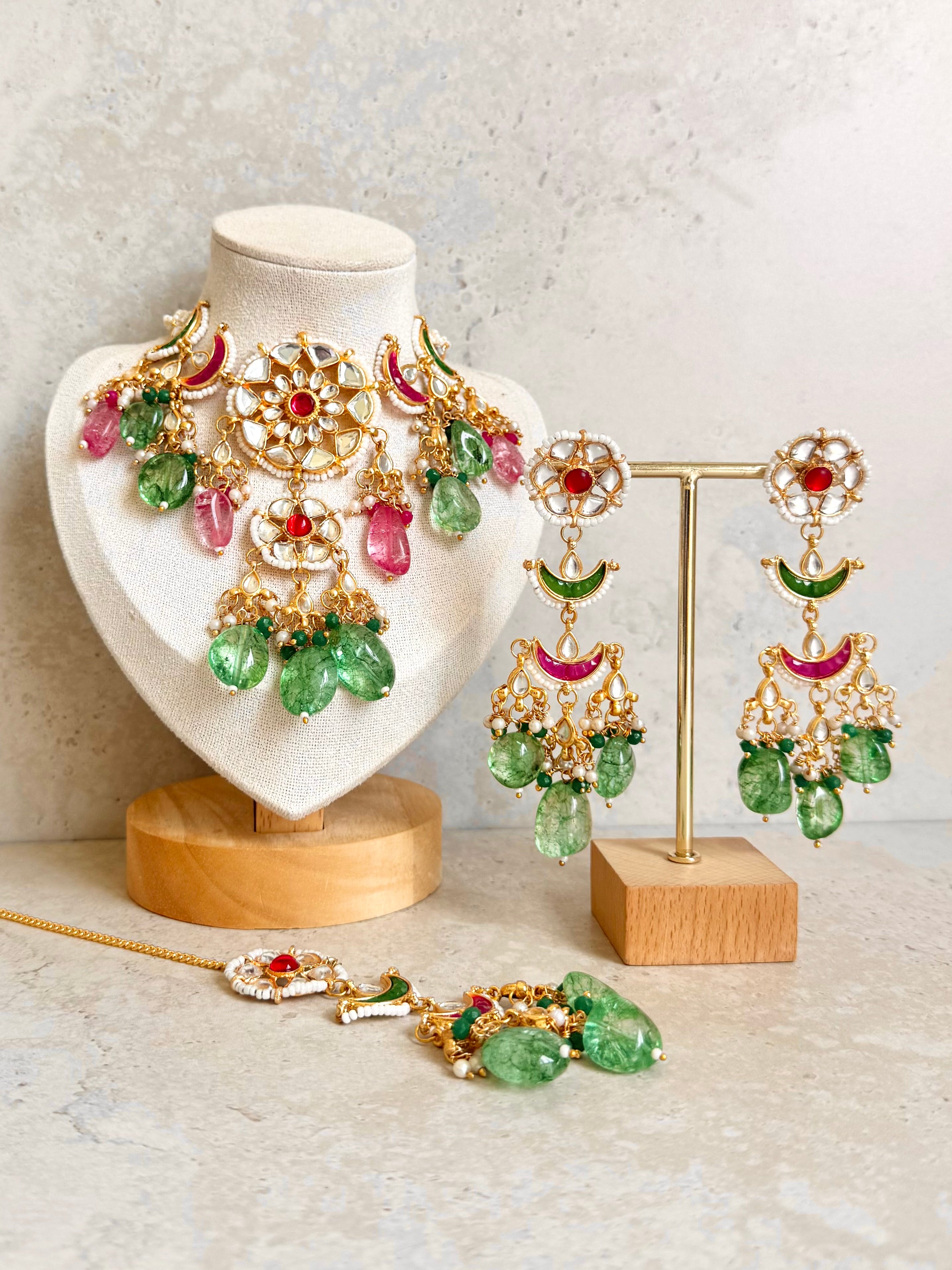Suhani Necklace Set