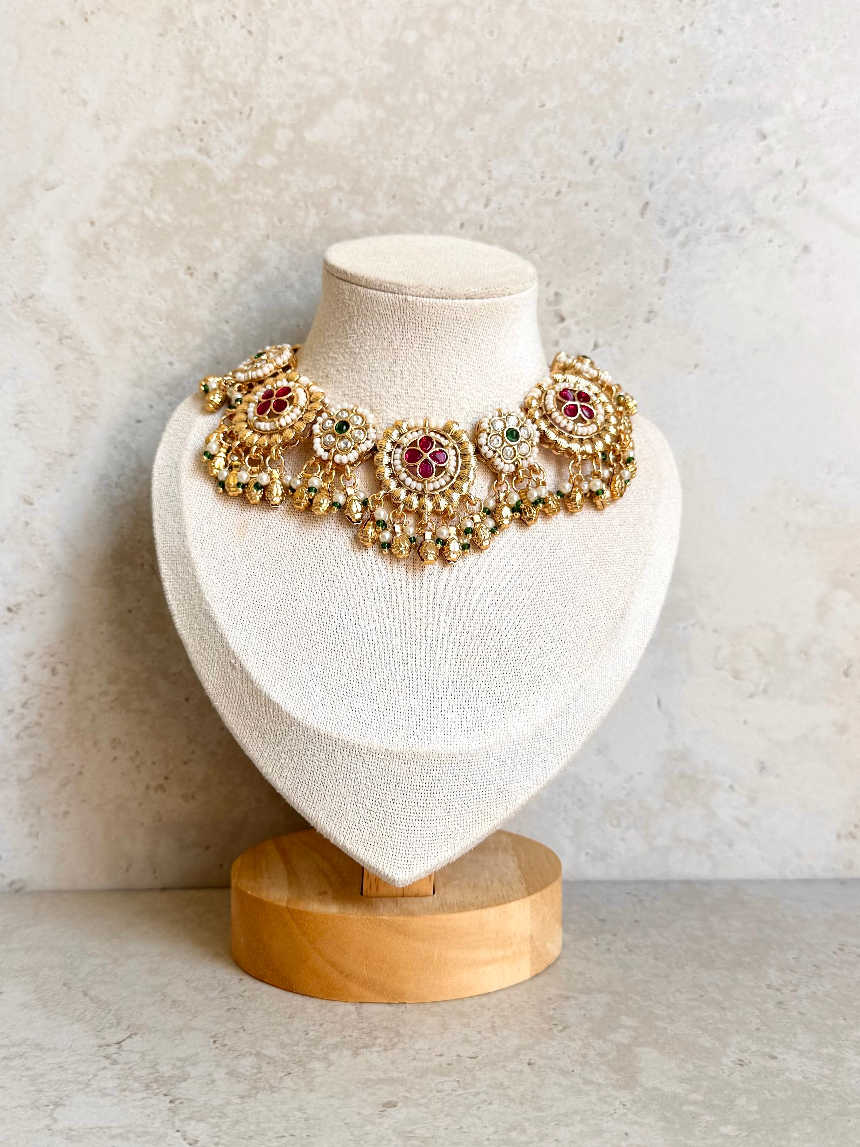 Kalyani Necklace Set
