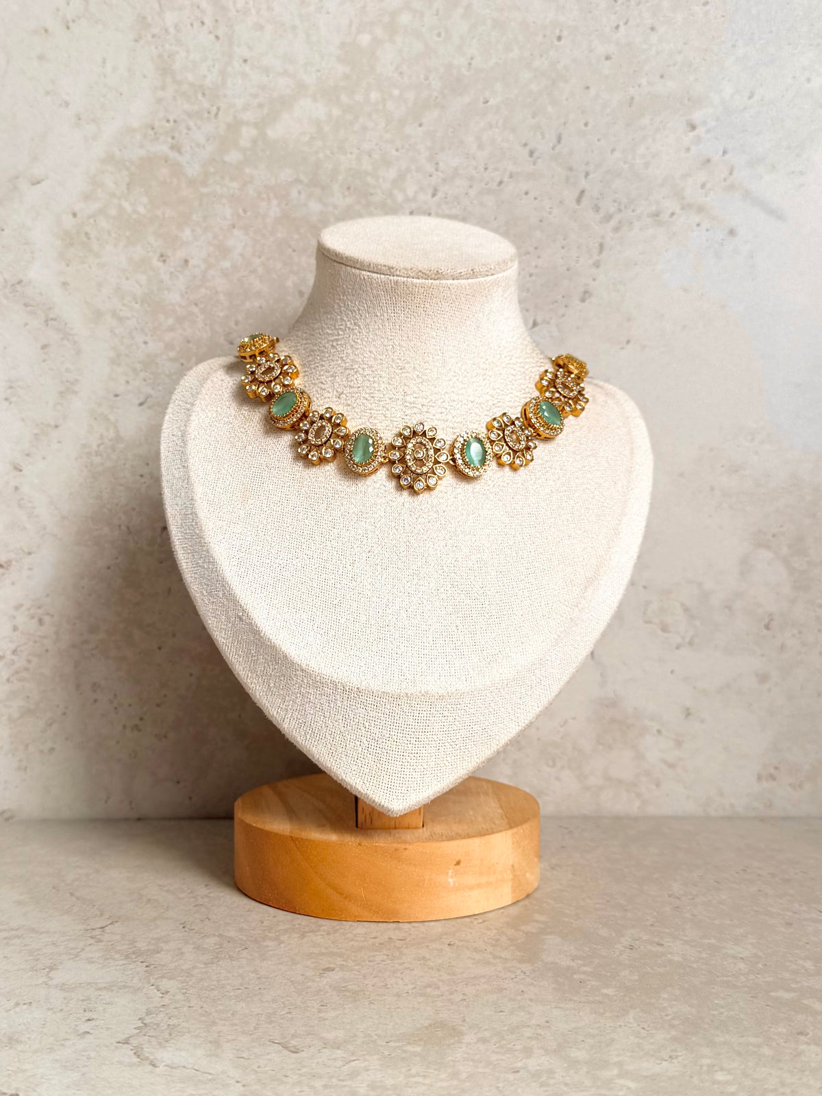 Neelam Necklace Set