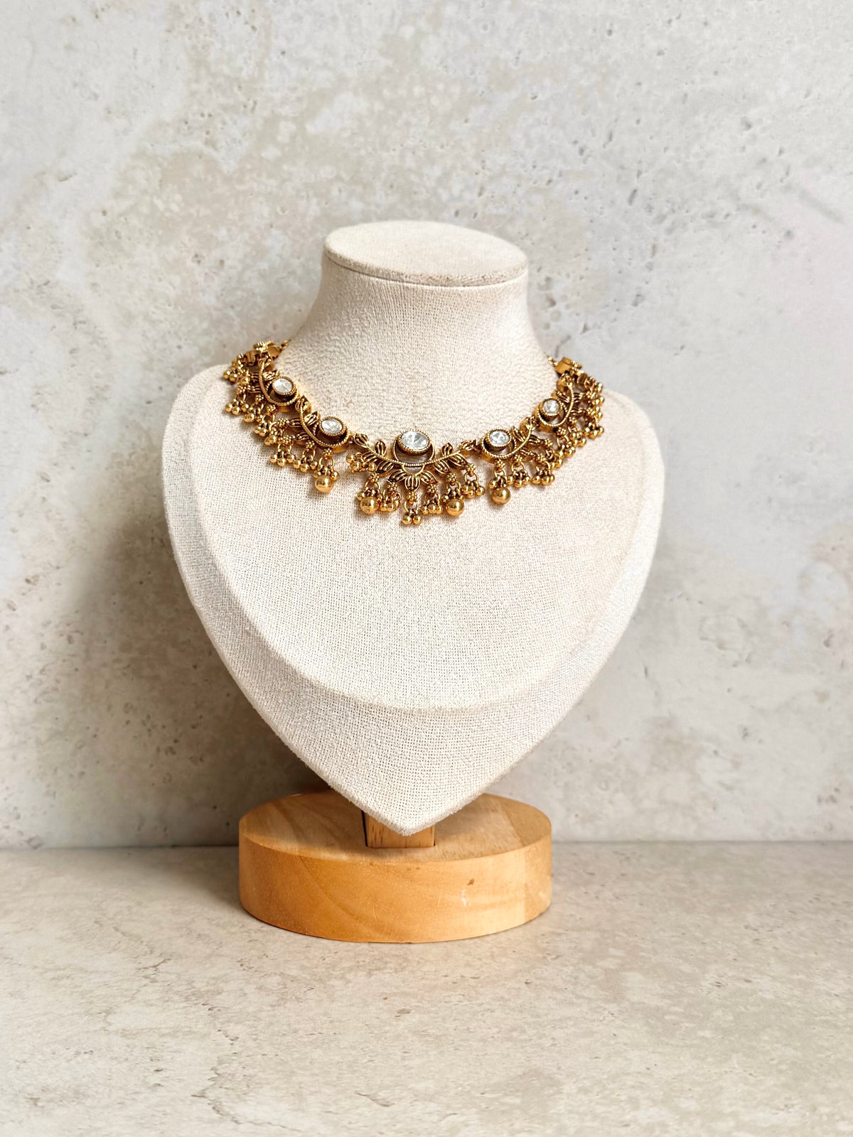 Divya Necklace Set
