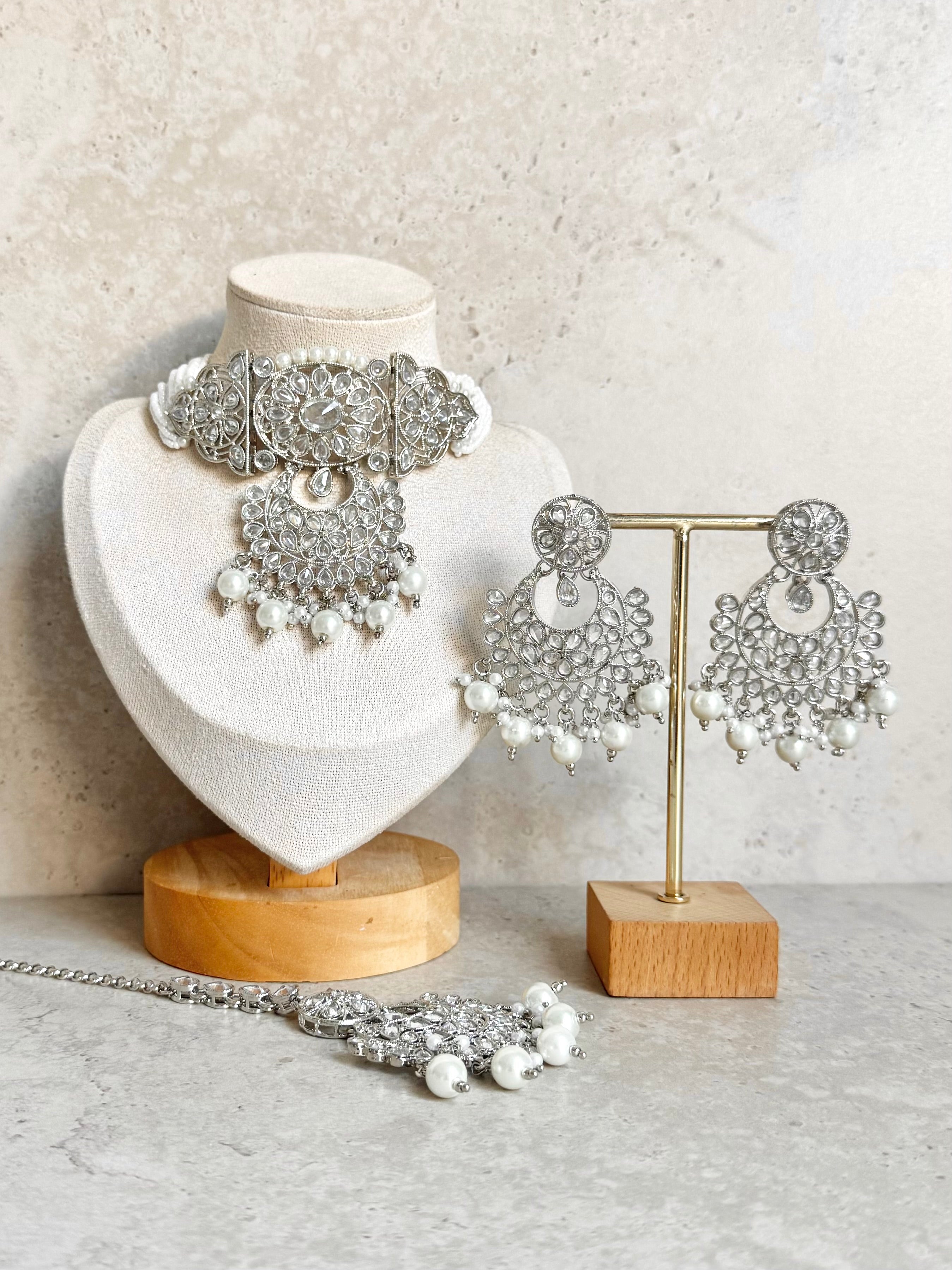 Afrin Necklace Set