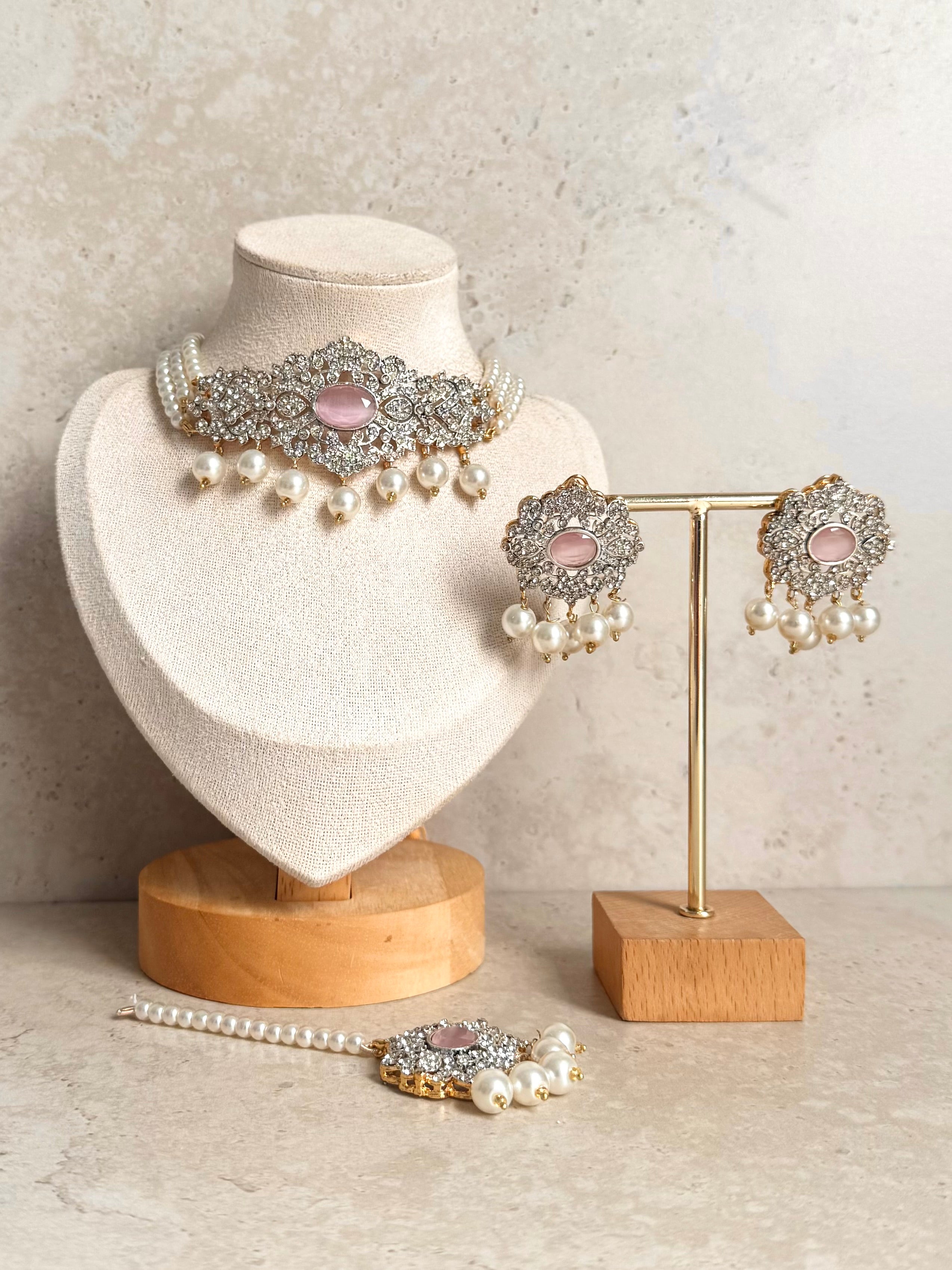 Sameera Necklace Set
