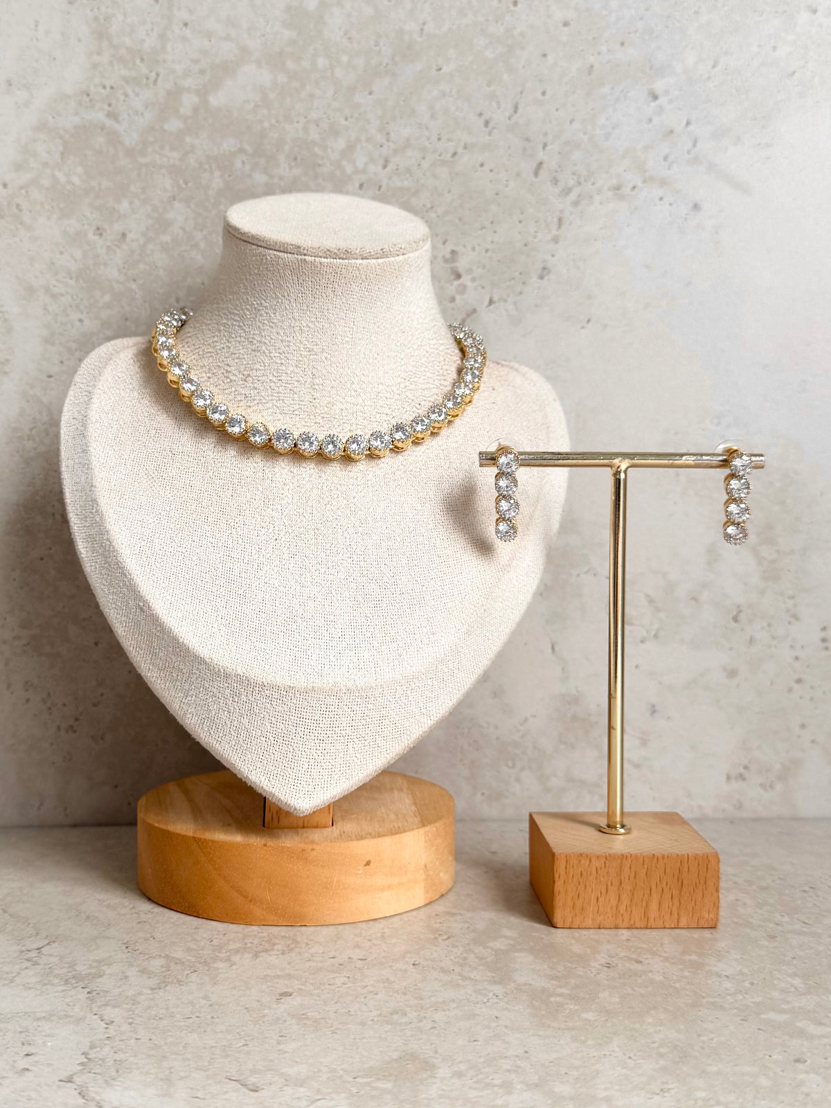 Zoha Necklace Set