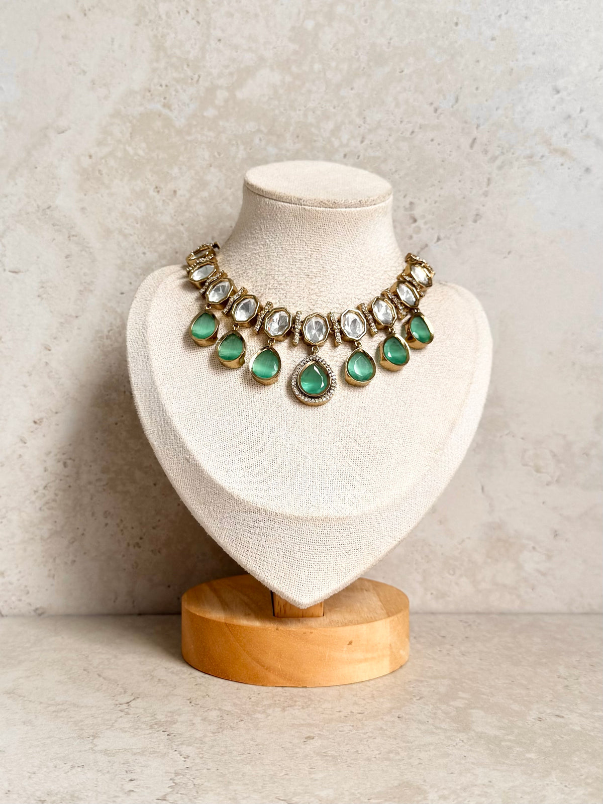 Farah Necklace Set