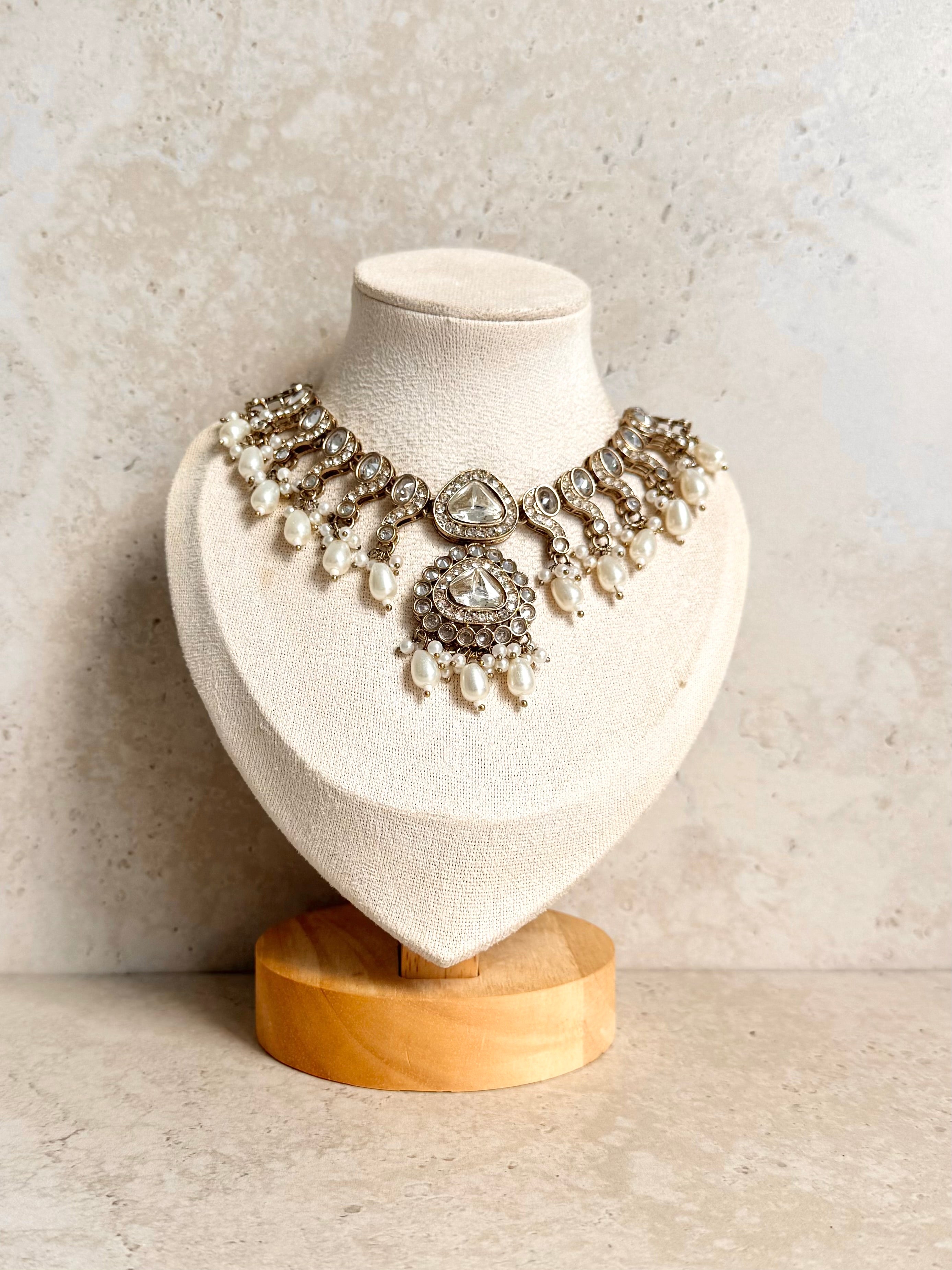 Mishal Necklace Set