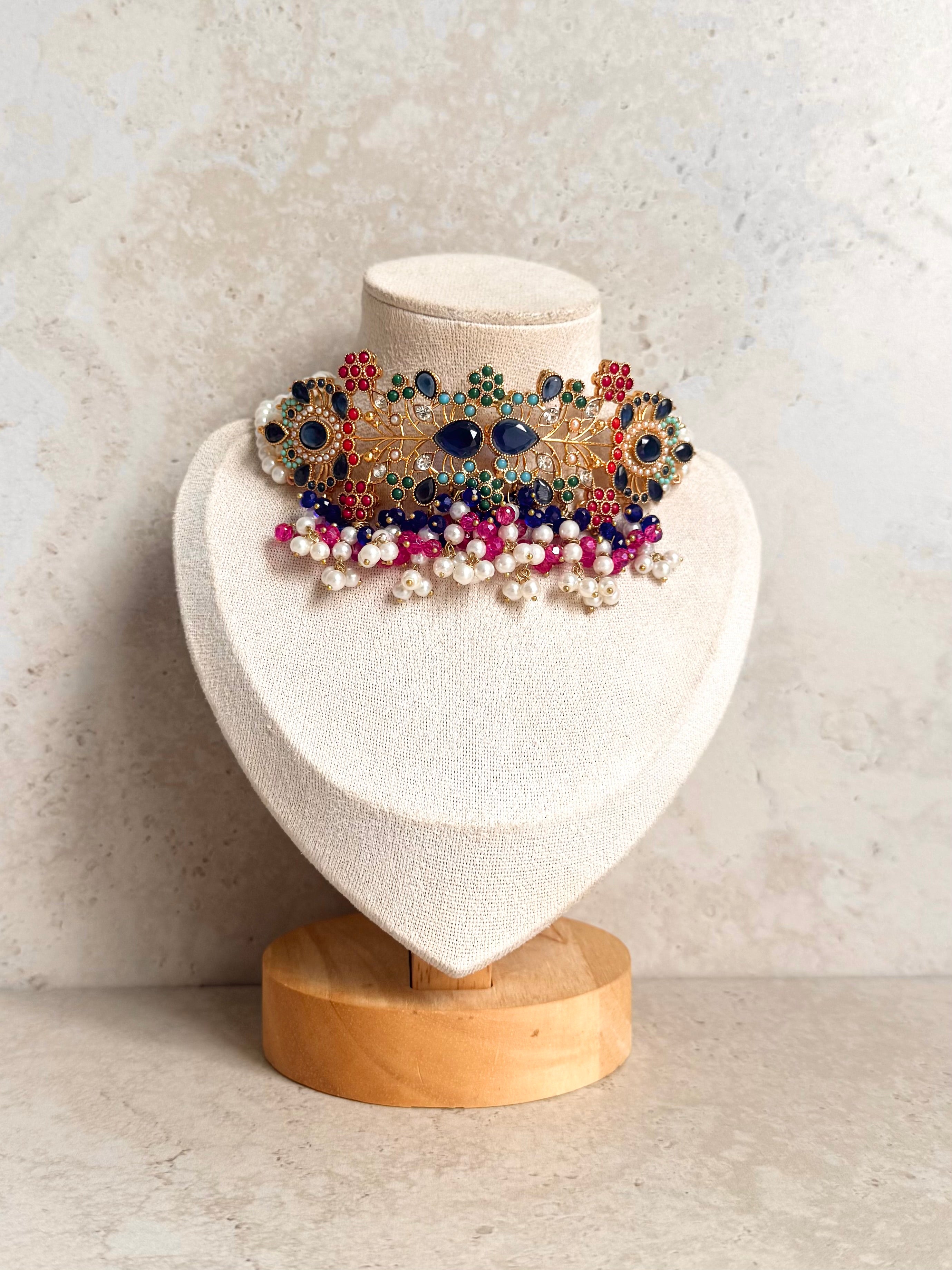 Alina Necklace Set