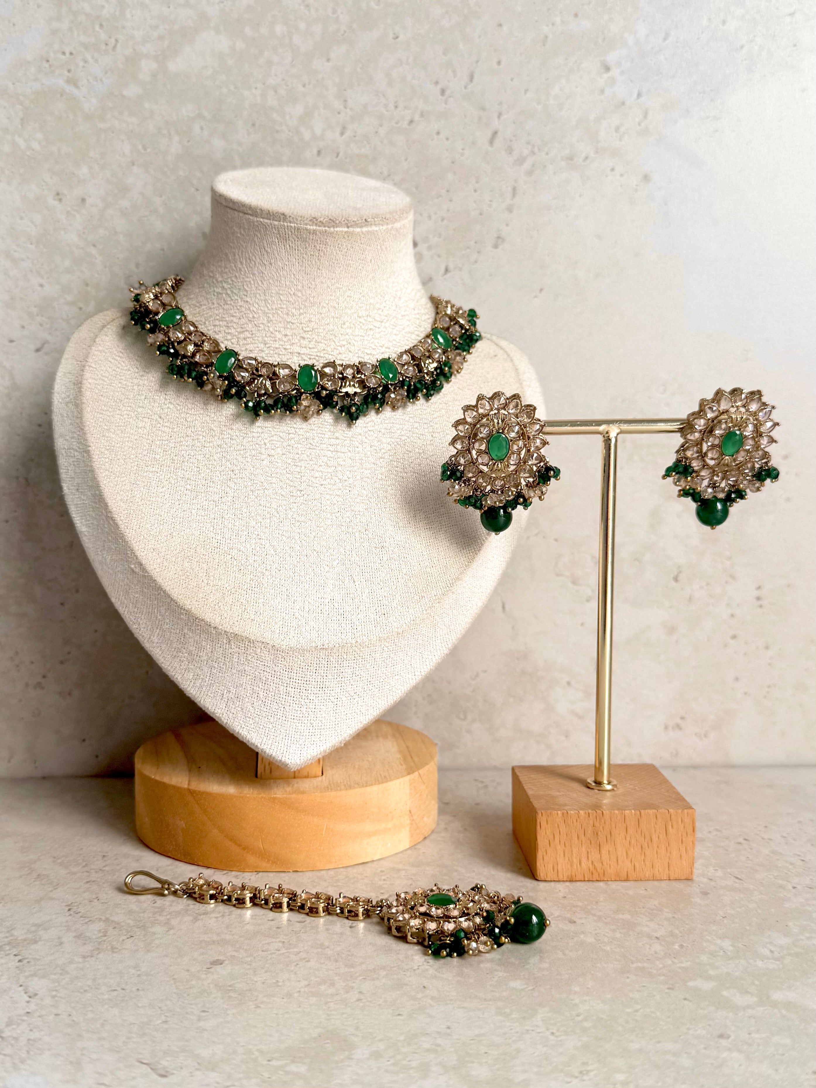 Rehmat Necklace Set