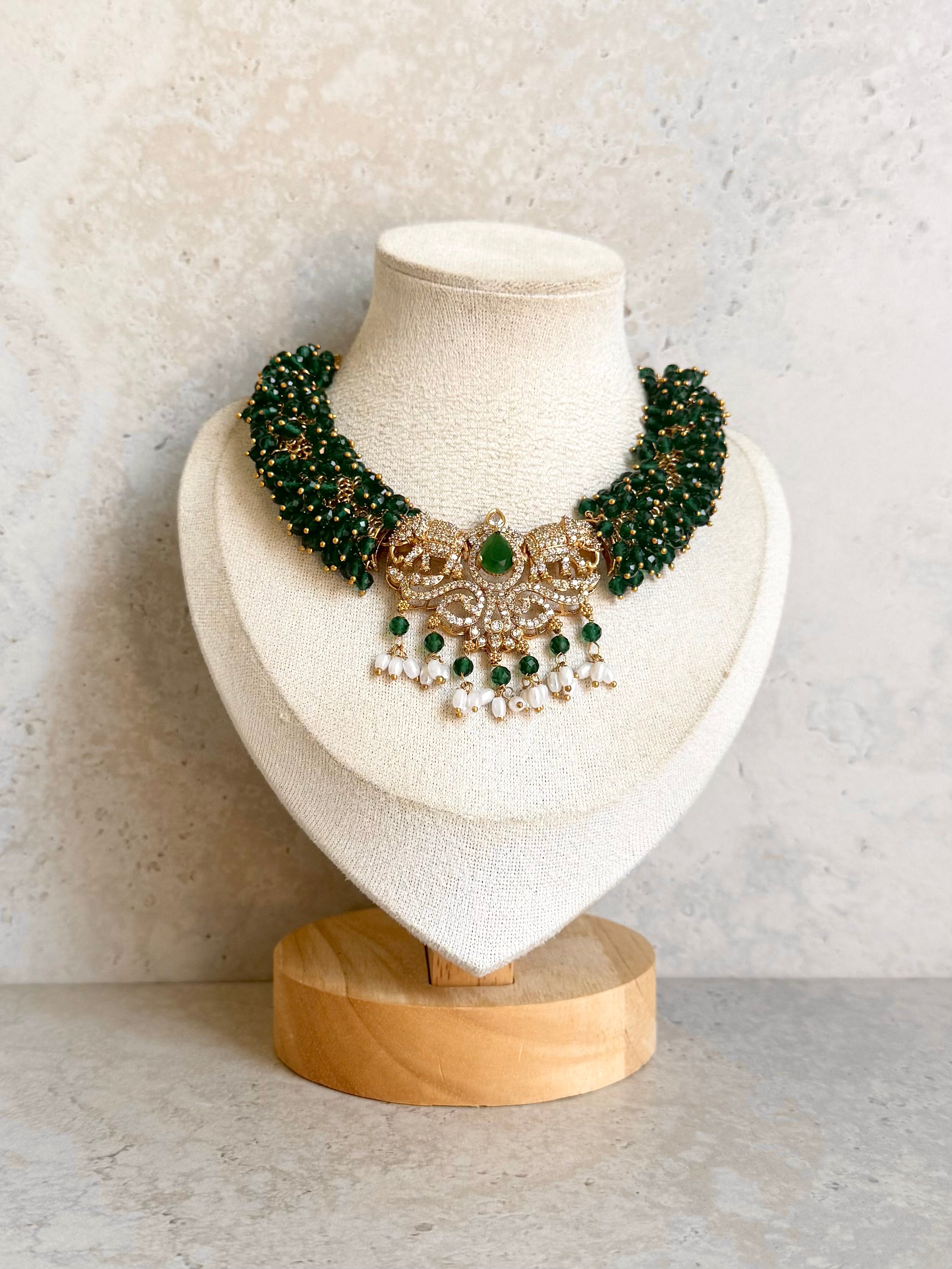 Gagan Necklace Set