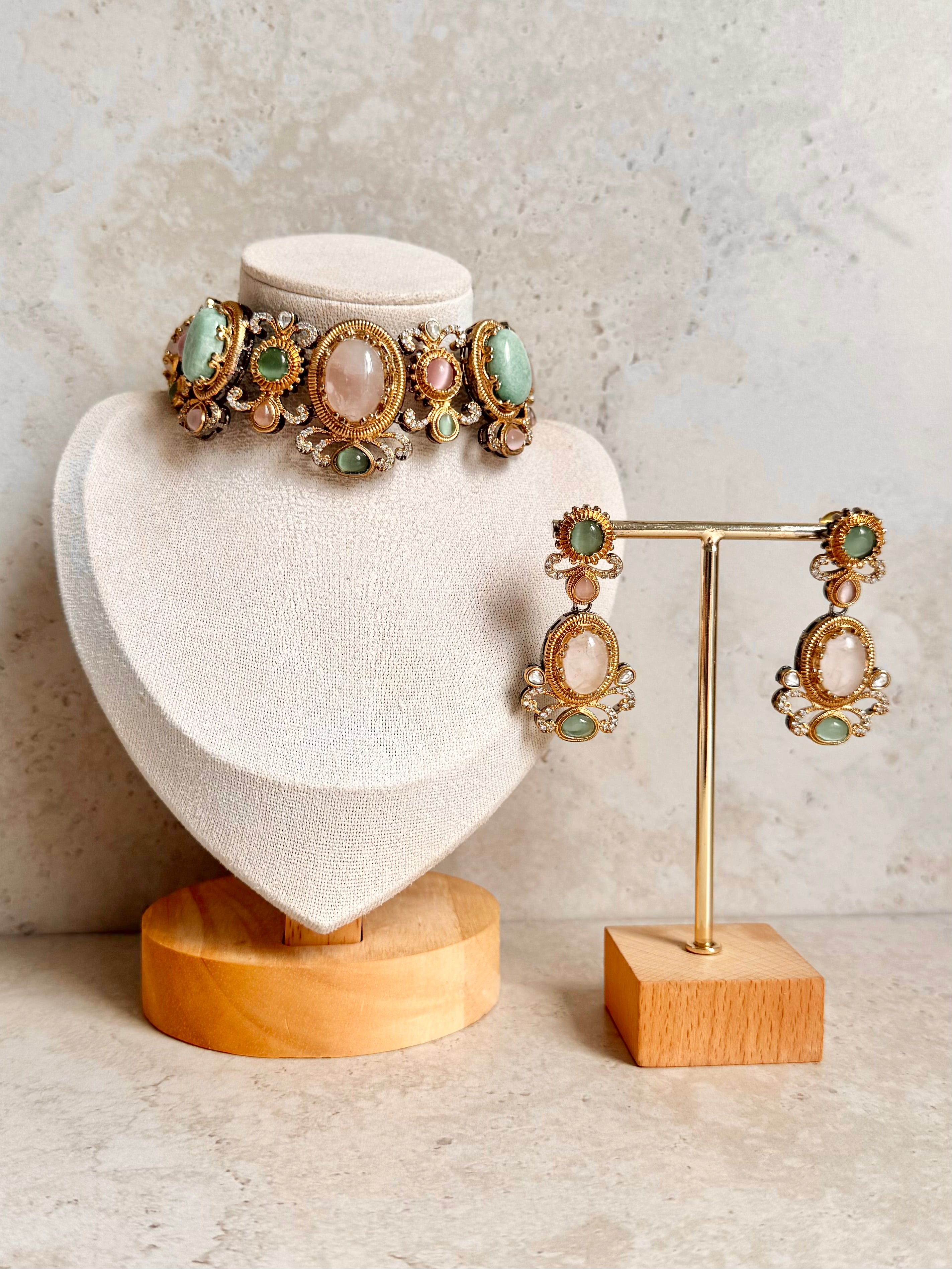 Amina Necklace Set