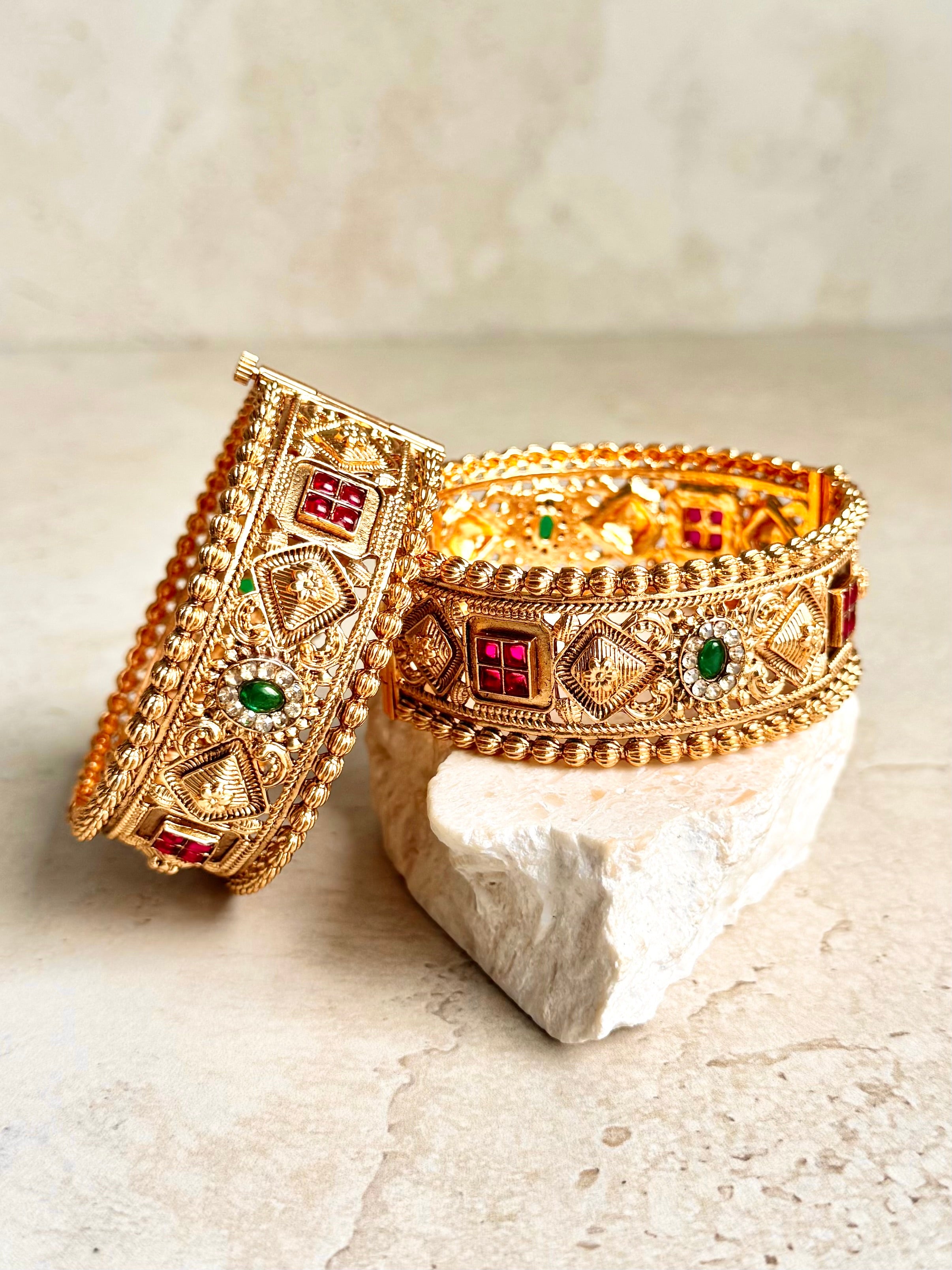 Kohinoor Bangles