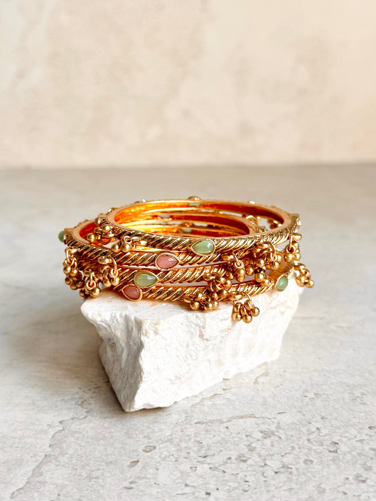 Hoor Bangles