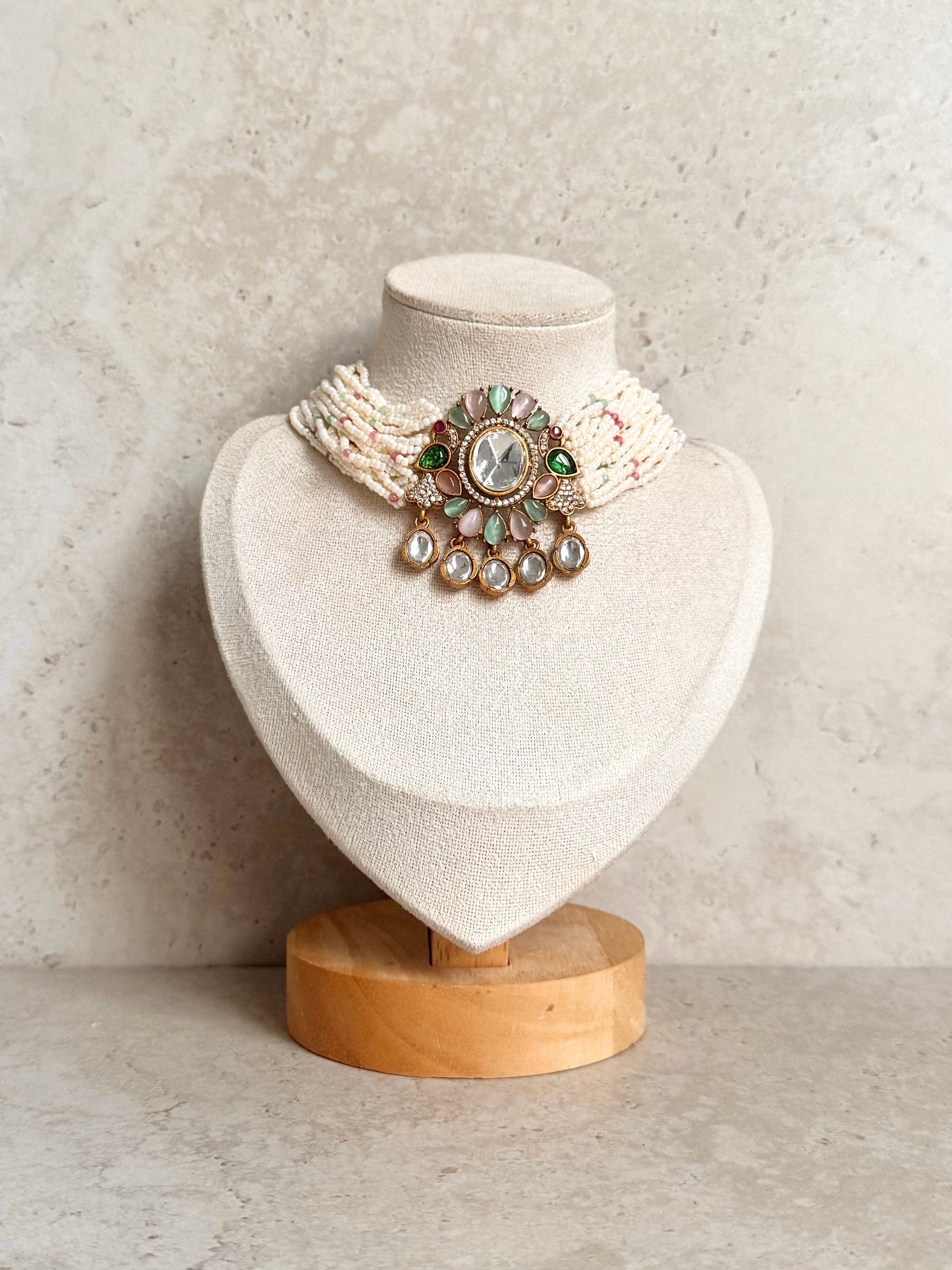 Ridhi Necklace Set