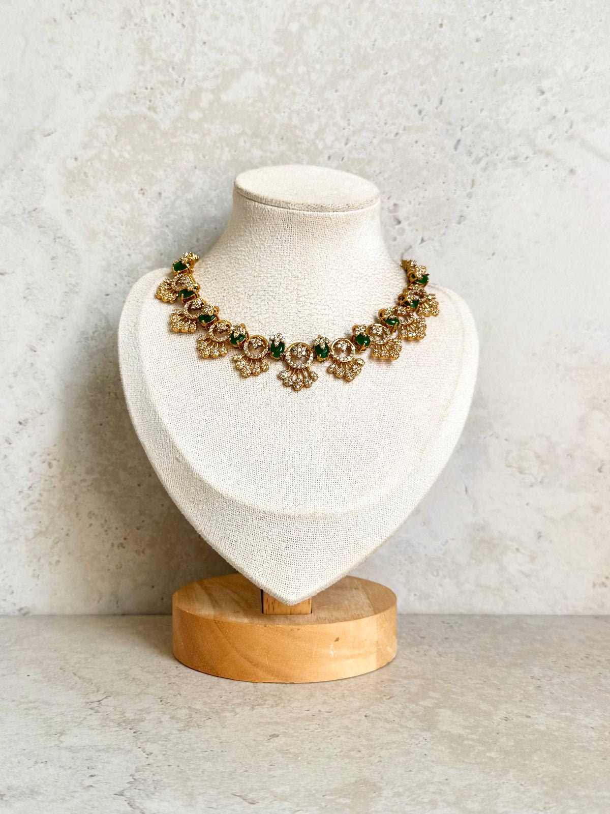 Sarbjot Necklace Set