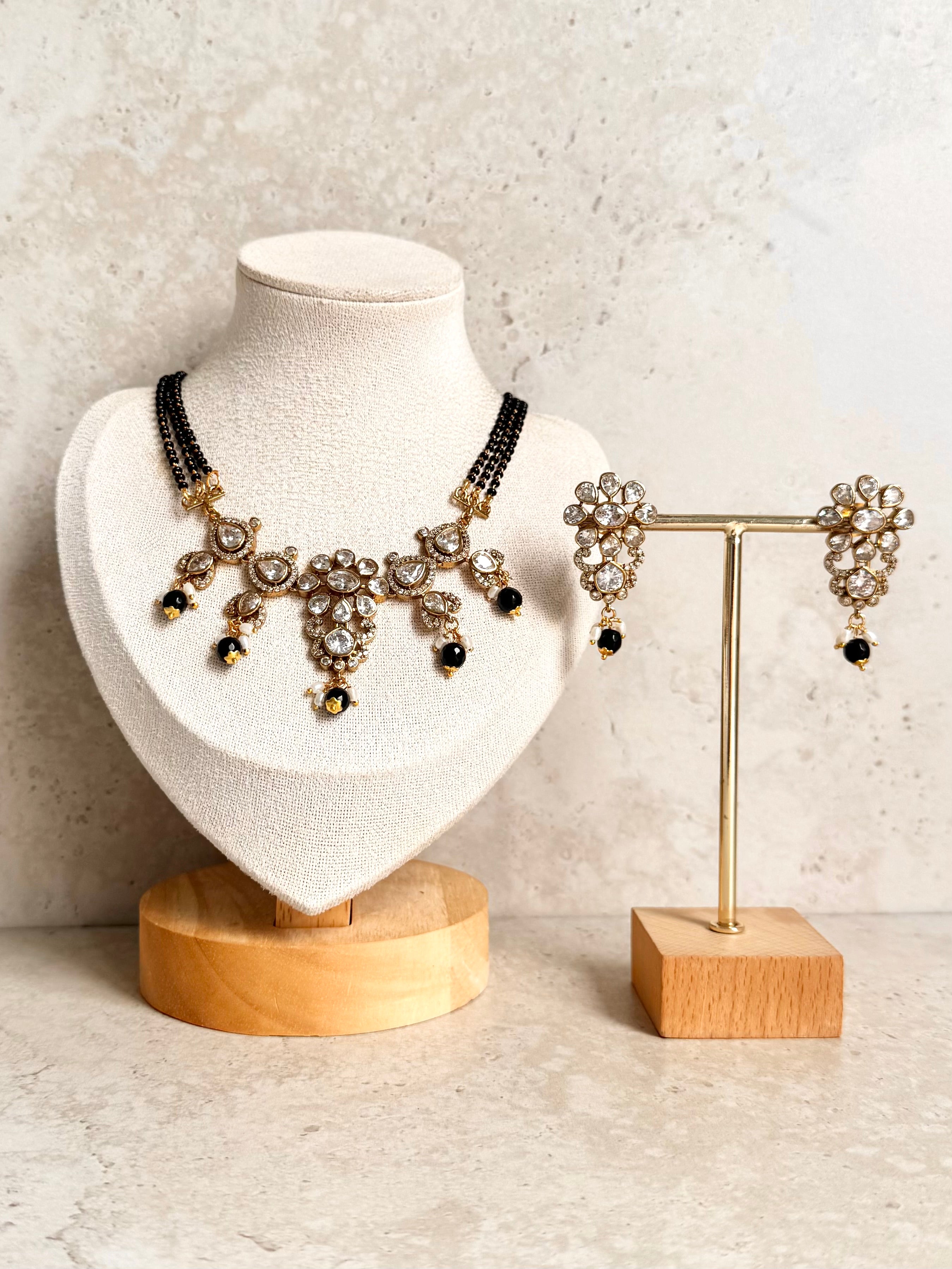 Sanam Necklace Set
