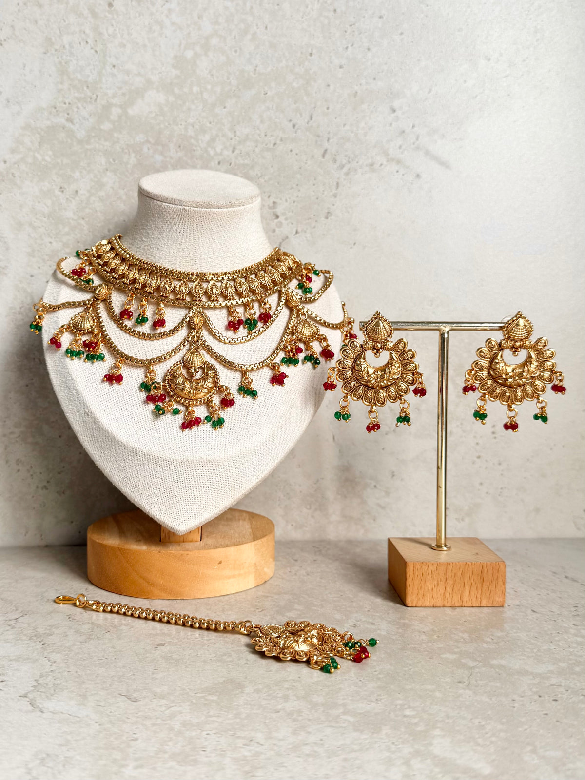 Geeta Necklace Set