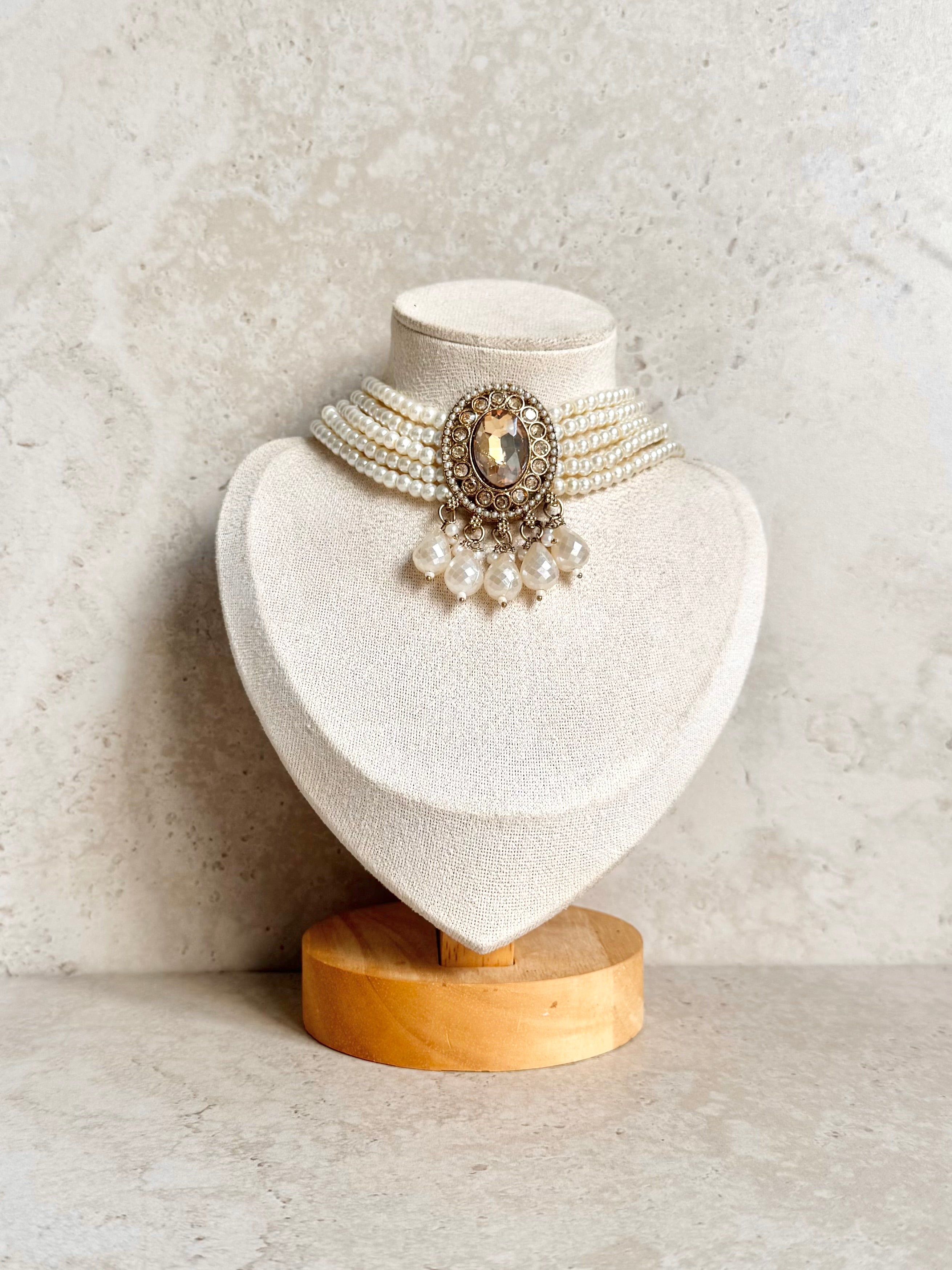Niti Necklace Set