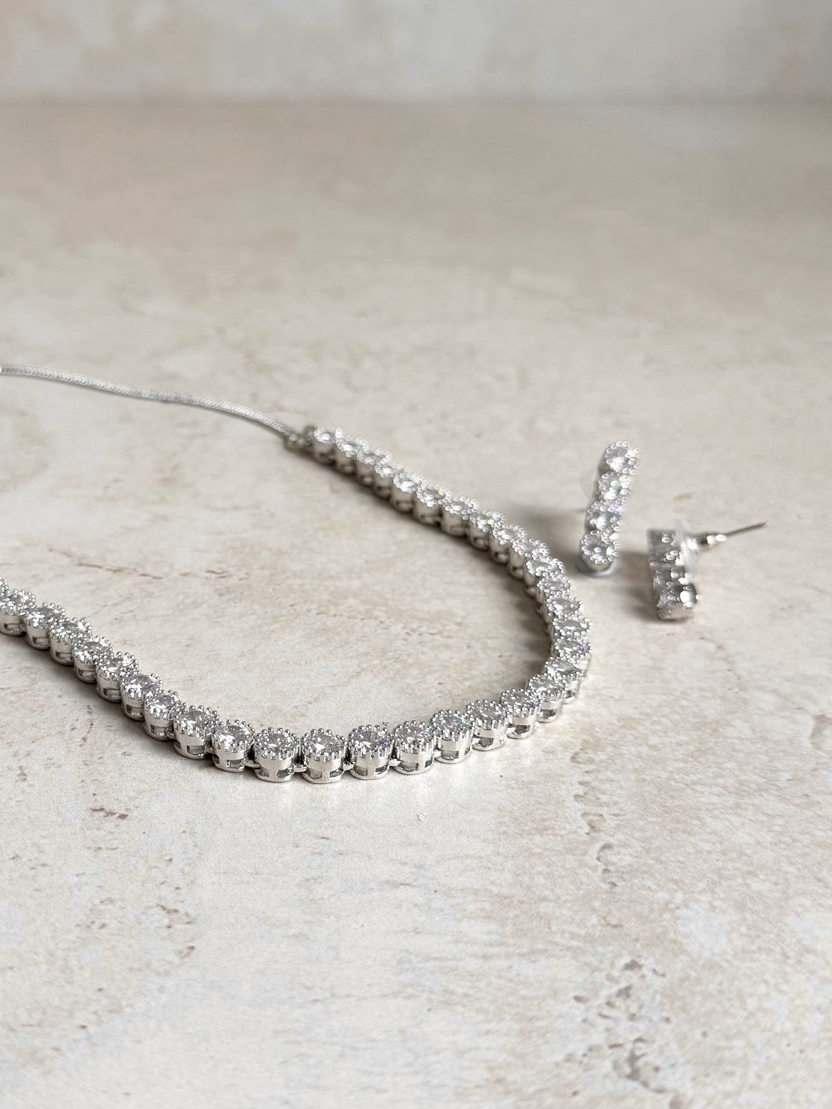 Zoha Necklace Set