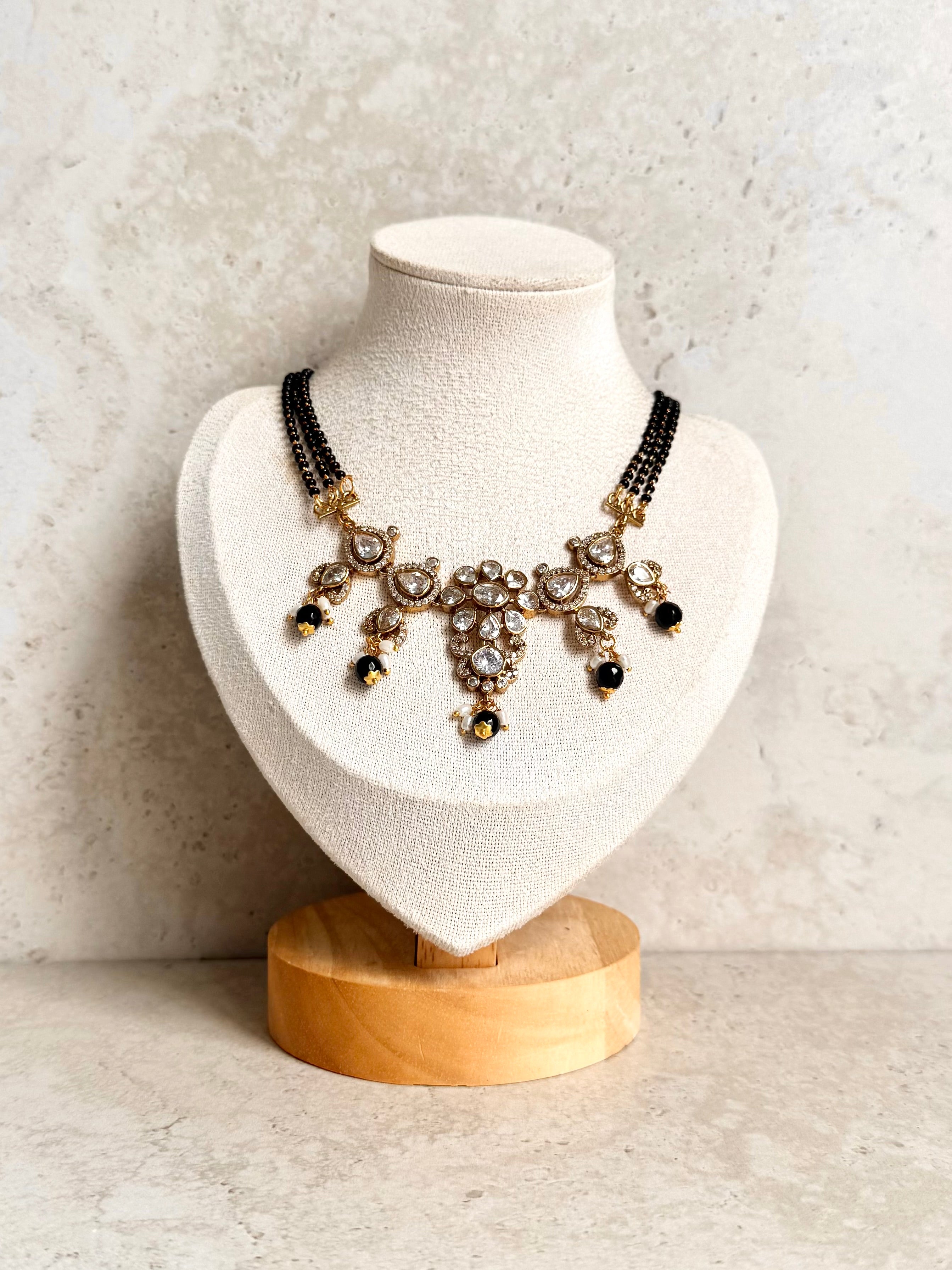 Sanam Necklace Set