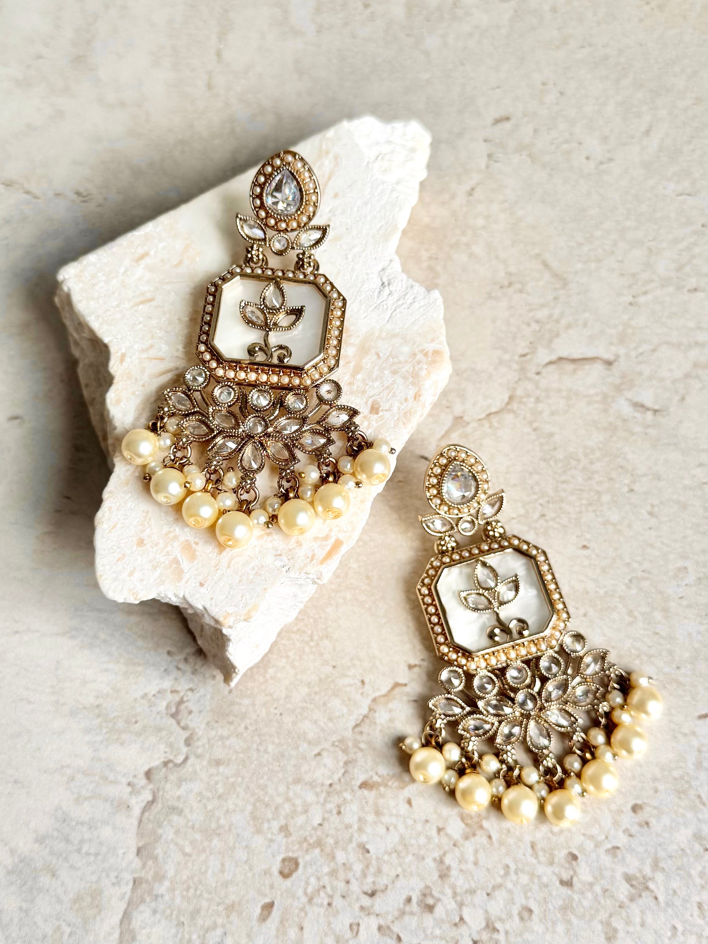 Shobna Earrings