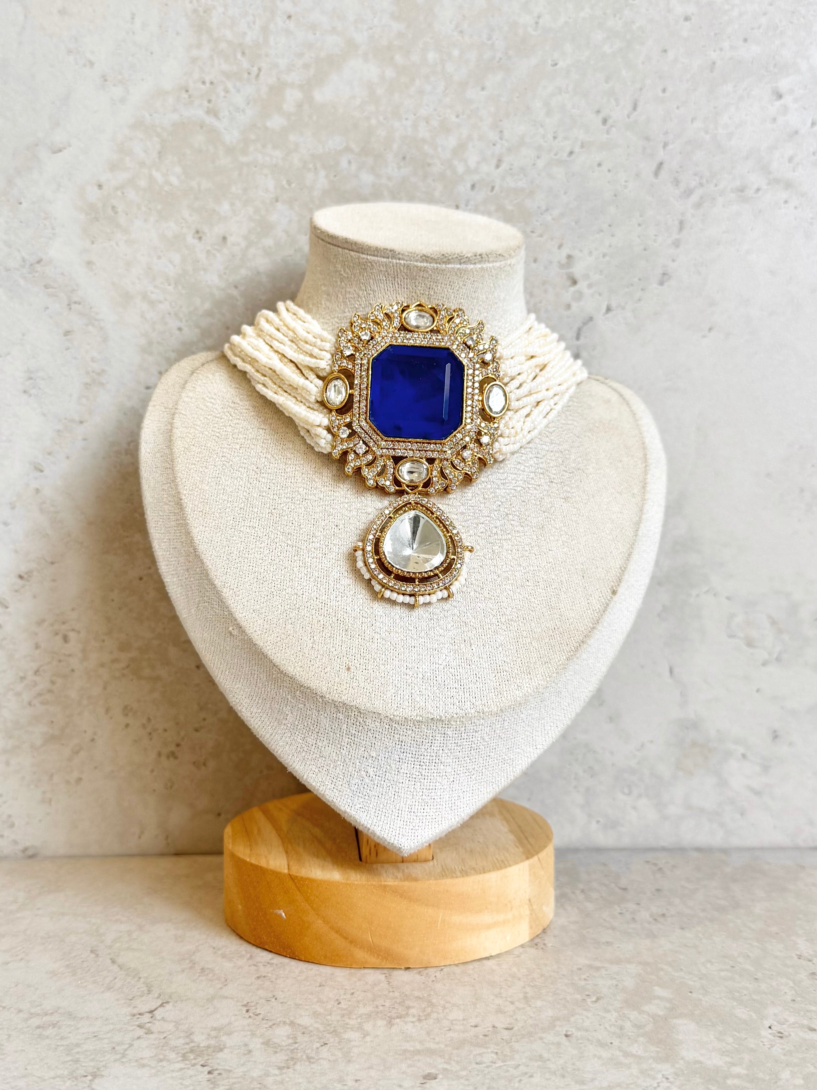 Nafisa Necklace Set