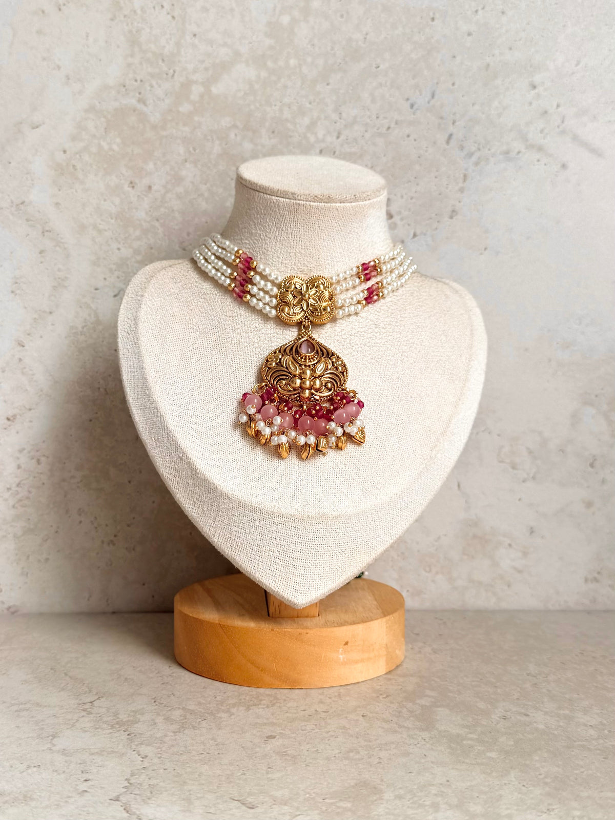 Rubina Necklace Set