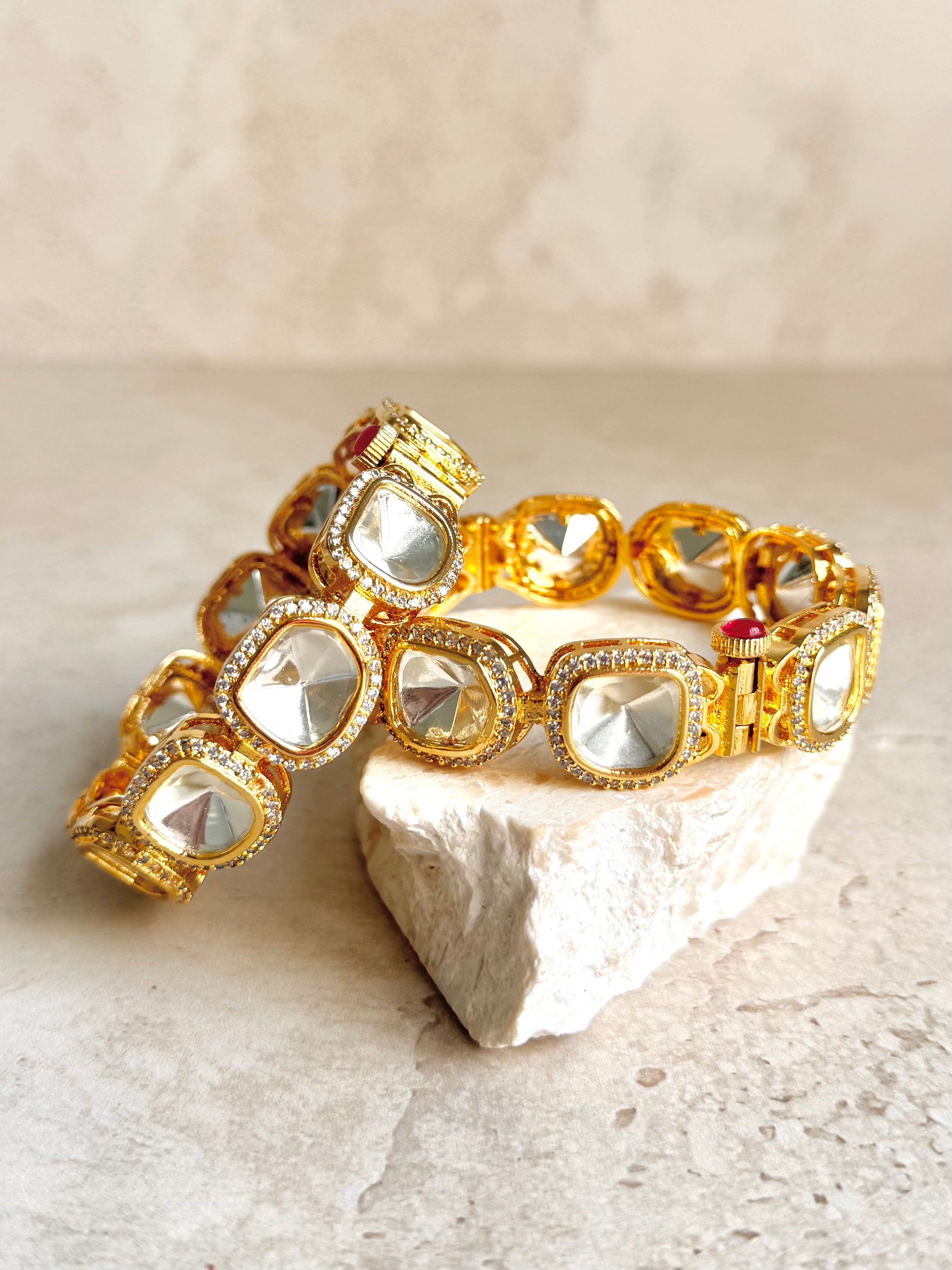 Arohi Bangles