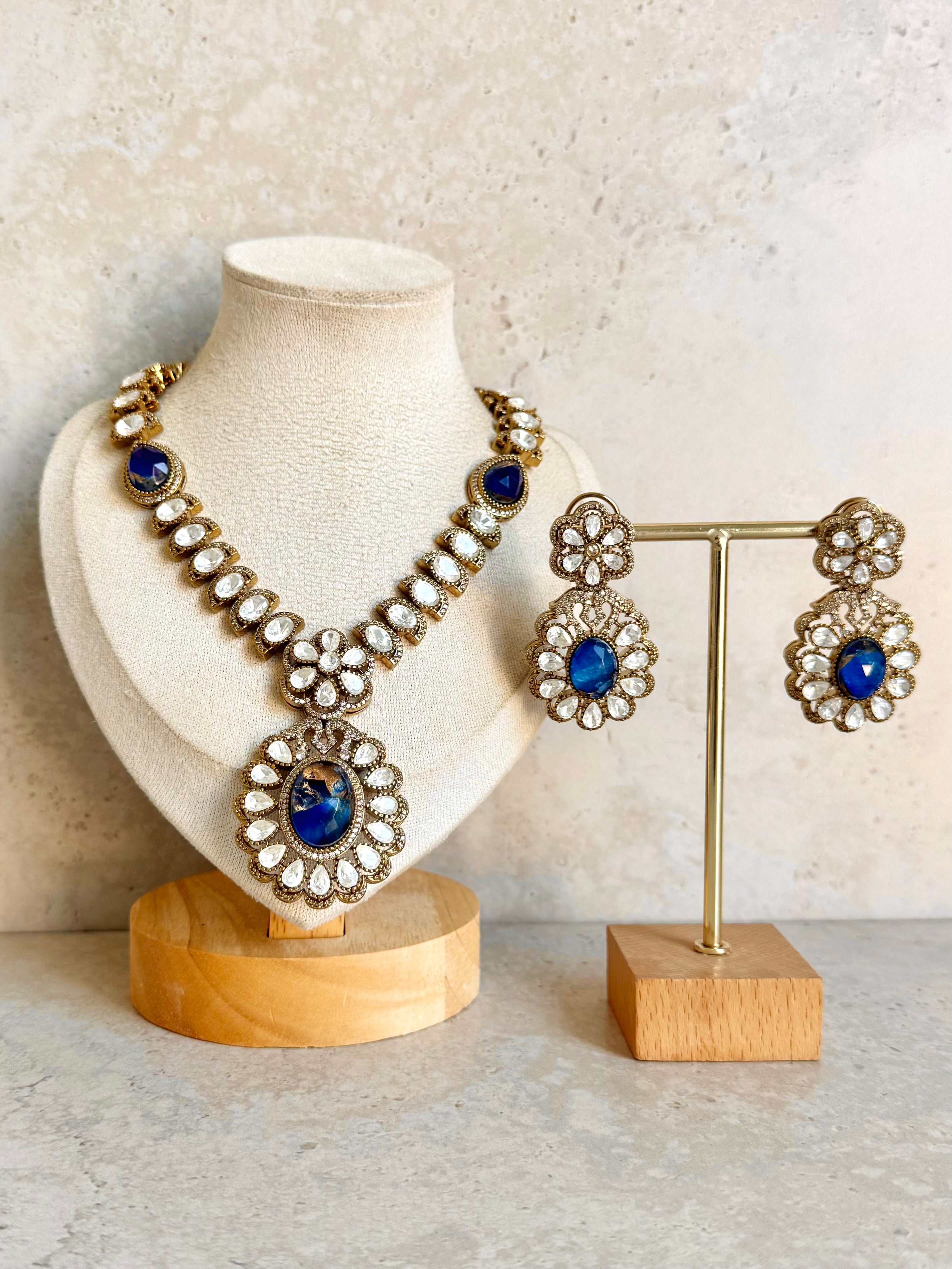Noor Necklace Set