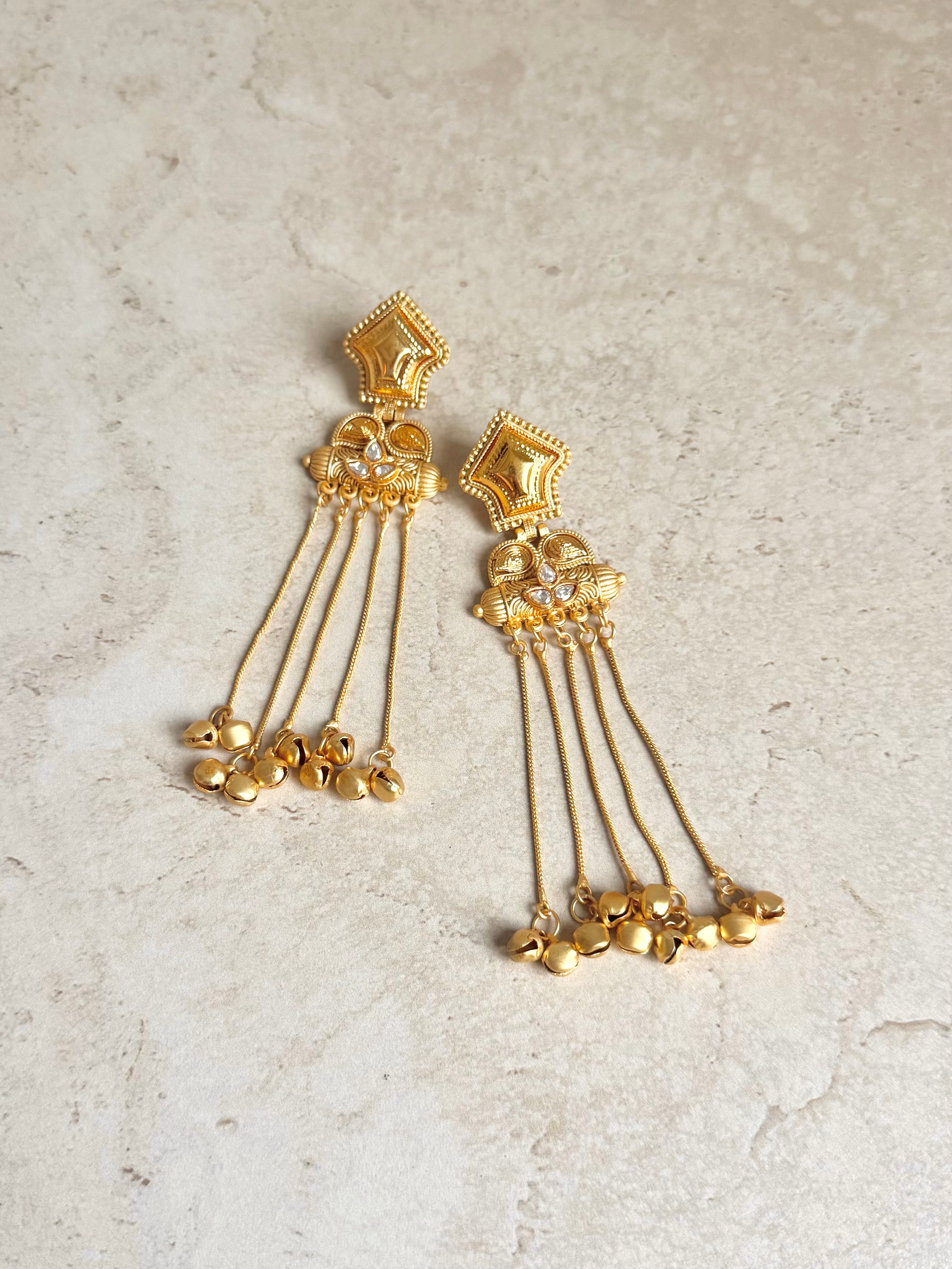 Sabia Earrings