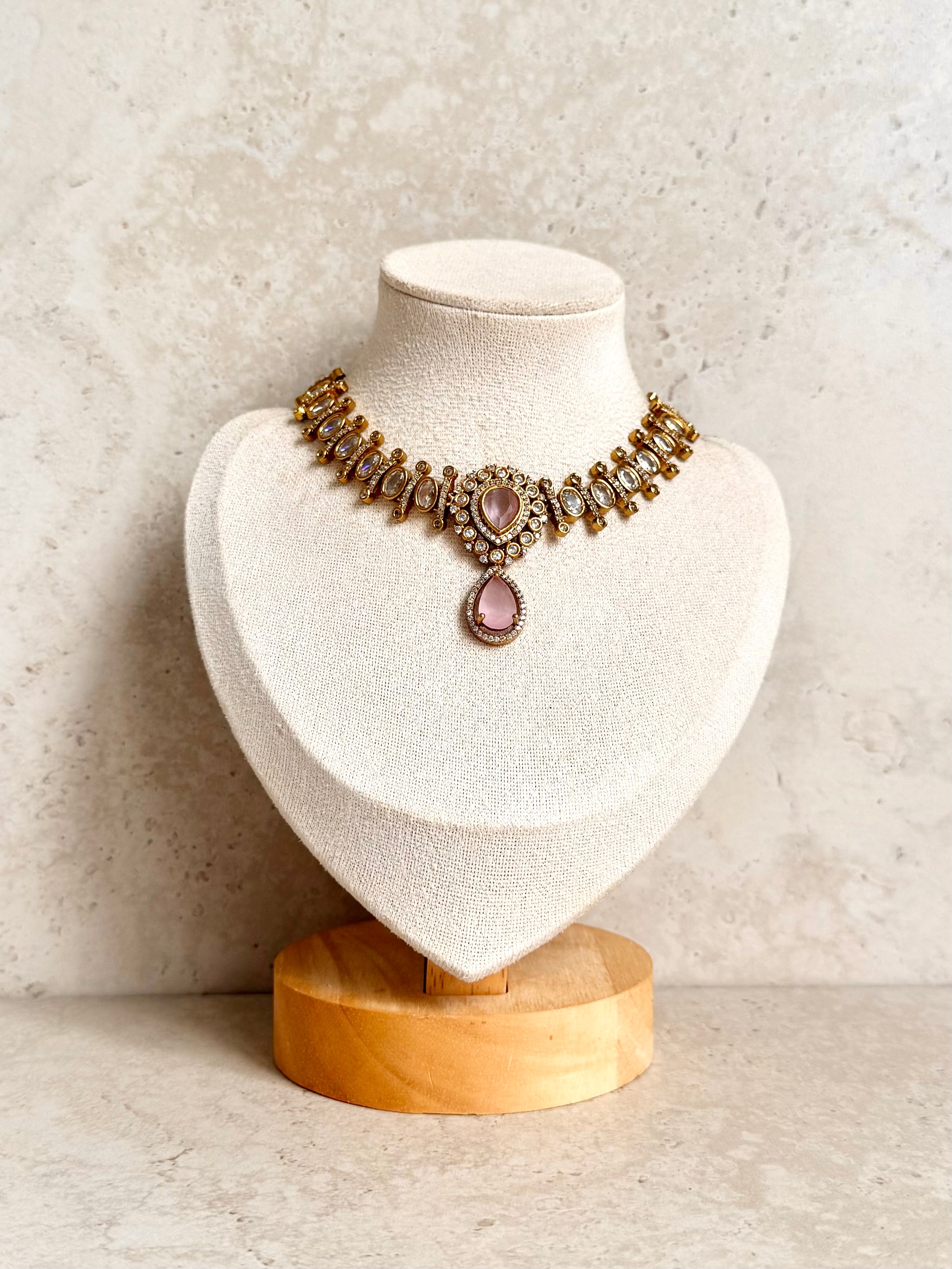 Pardeep Necklace Set