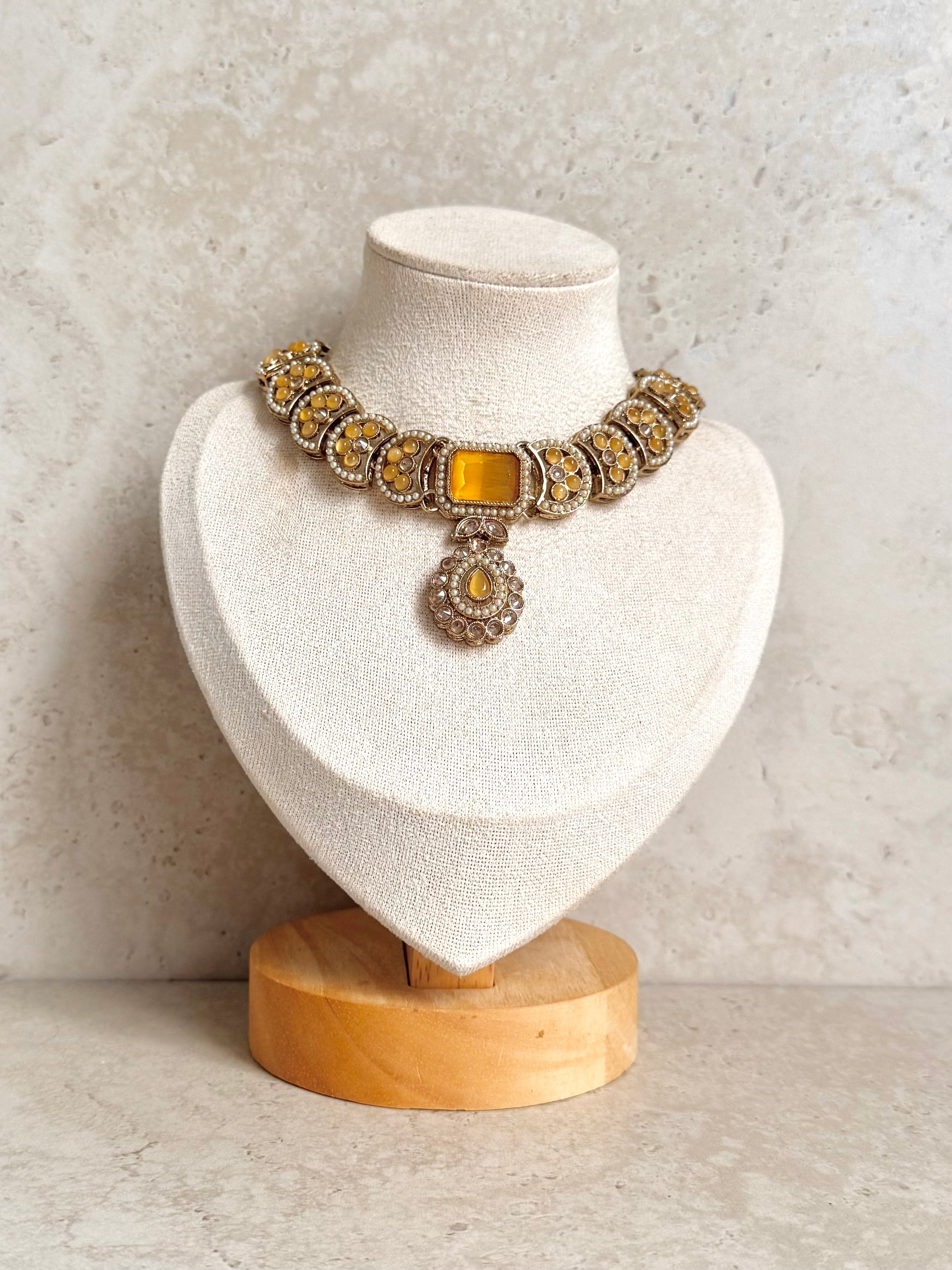 Reem Necklace Set