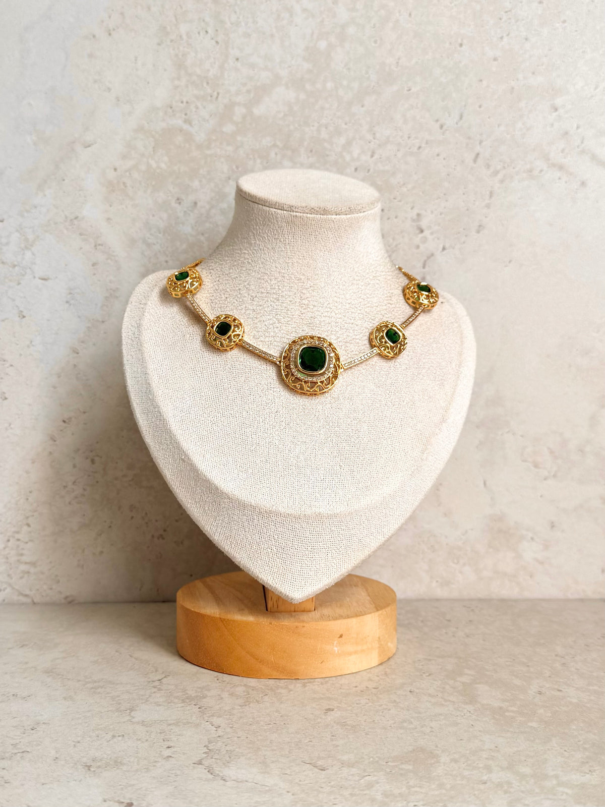 Swara Necklace Set