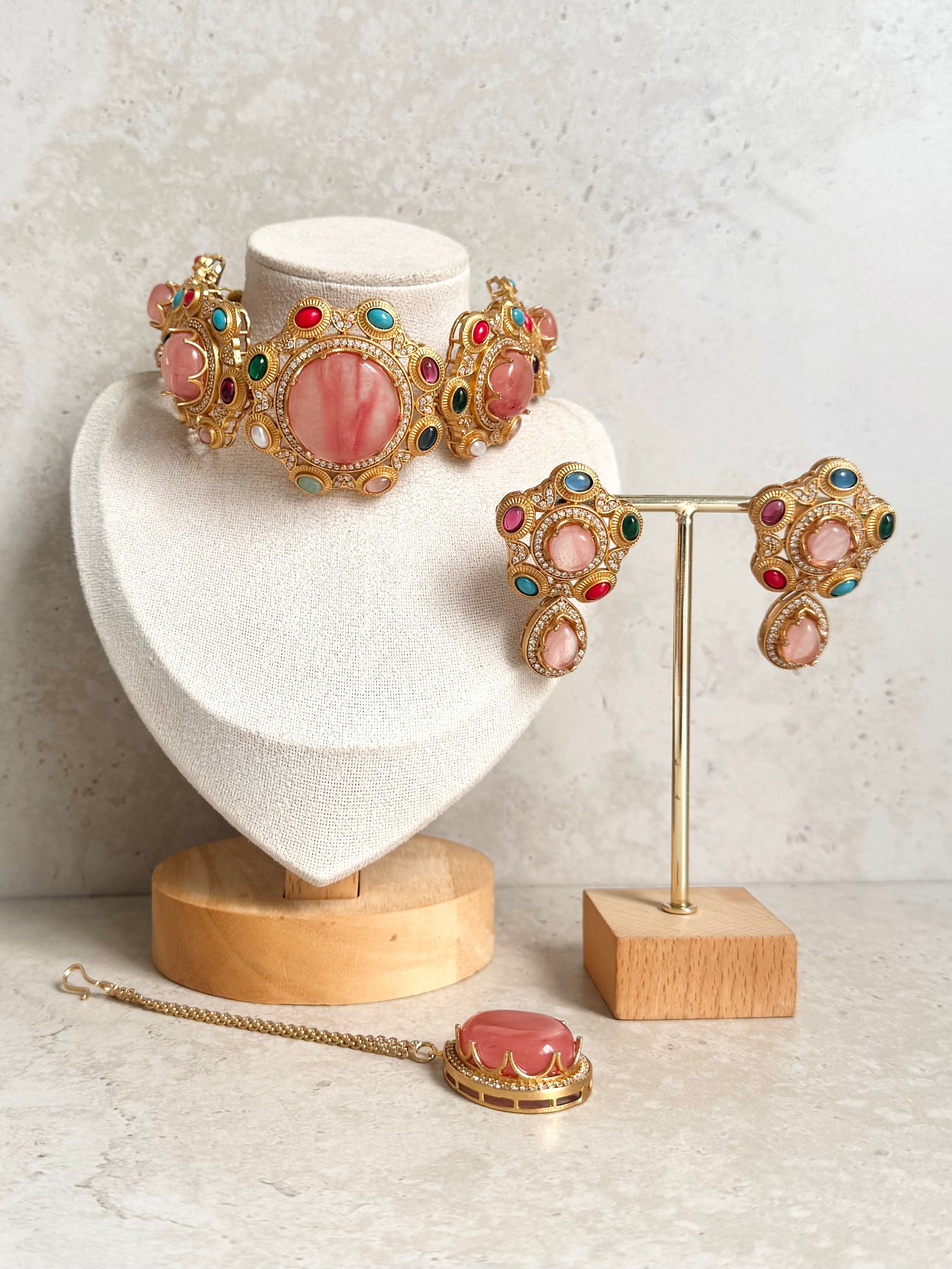 Simran Necklace Set
