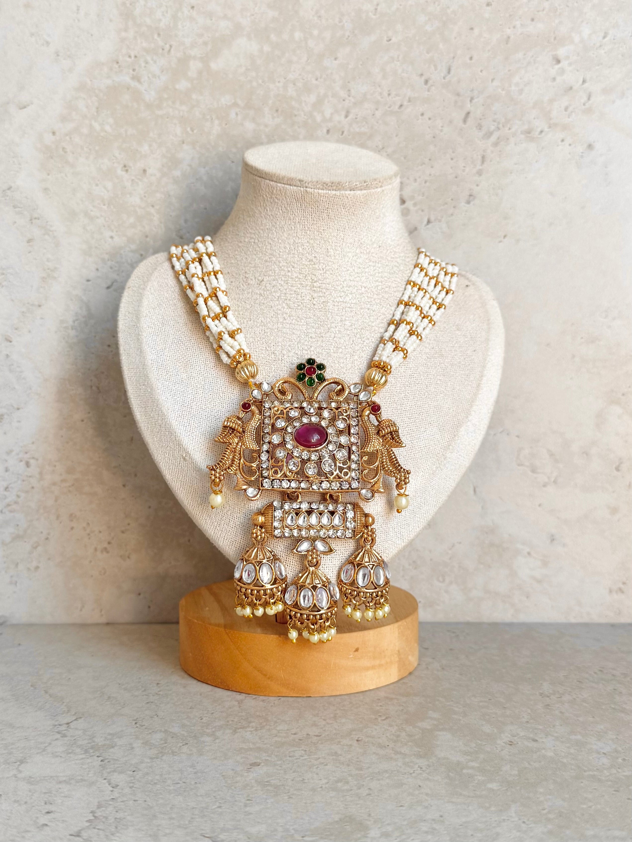 Rashmi Necklace Set