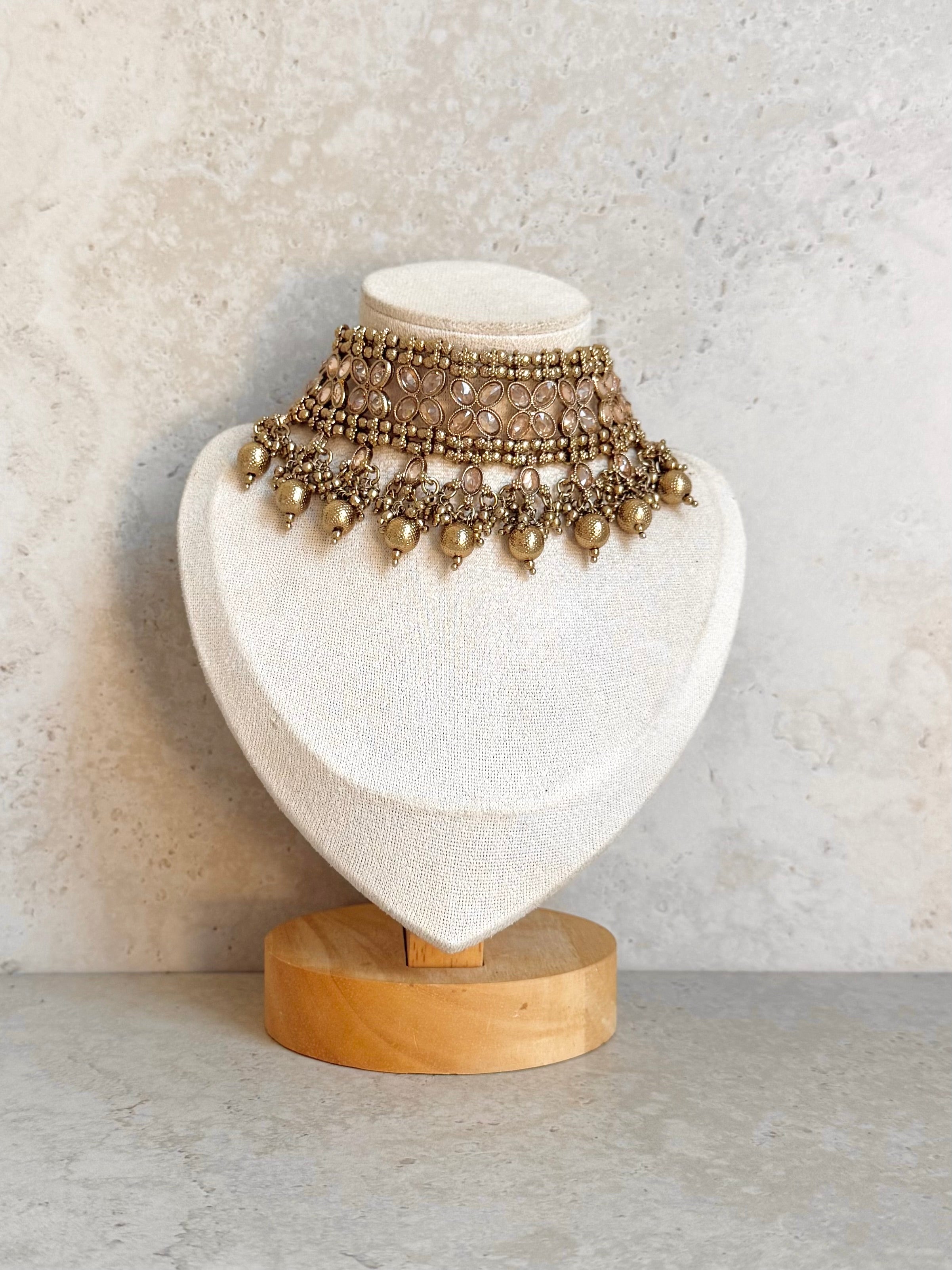 Amreen Necklace Set