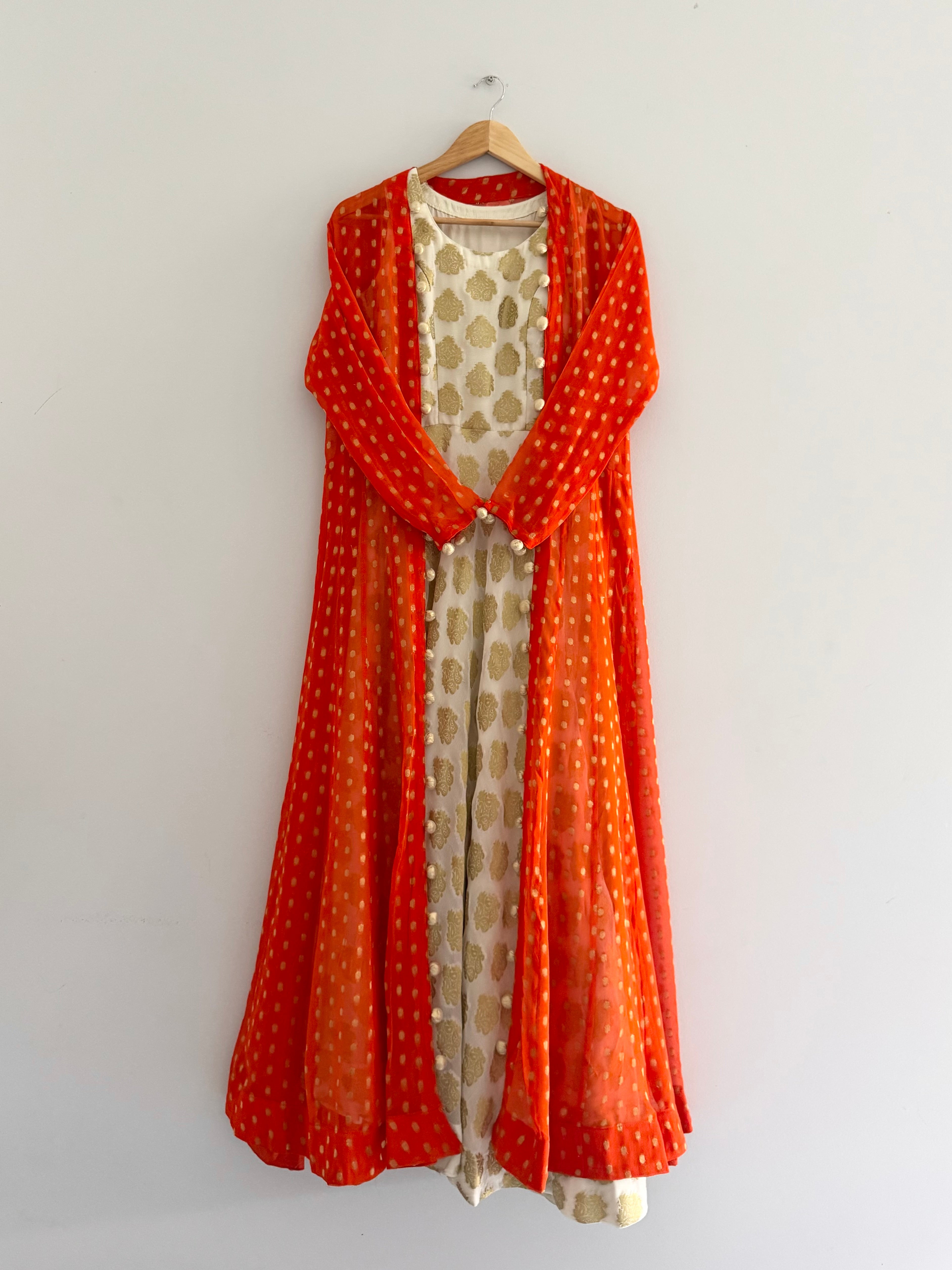 Arzoo Gown Set