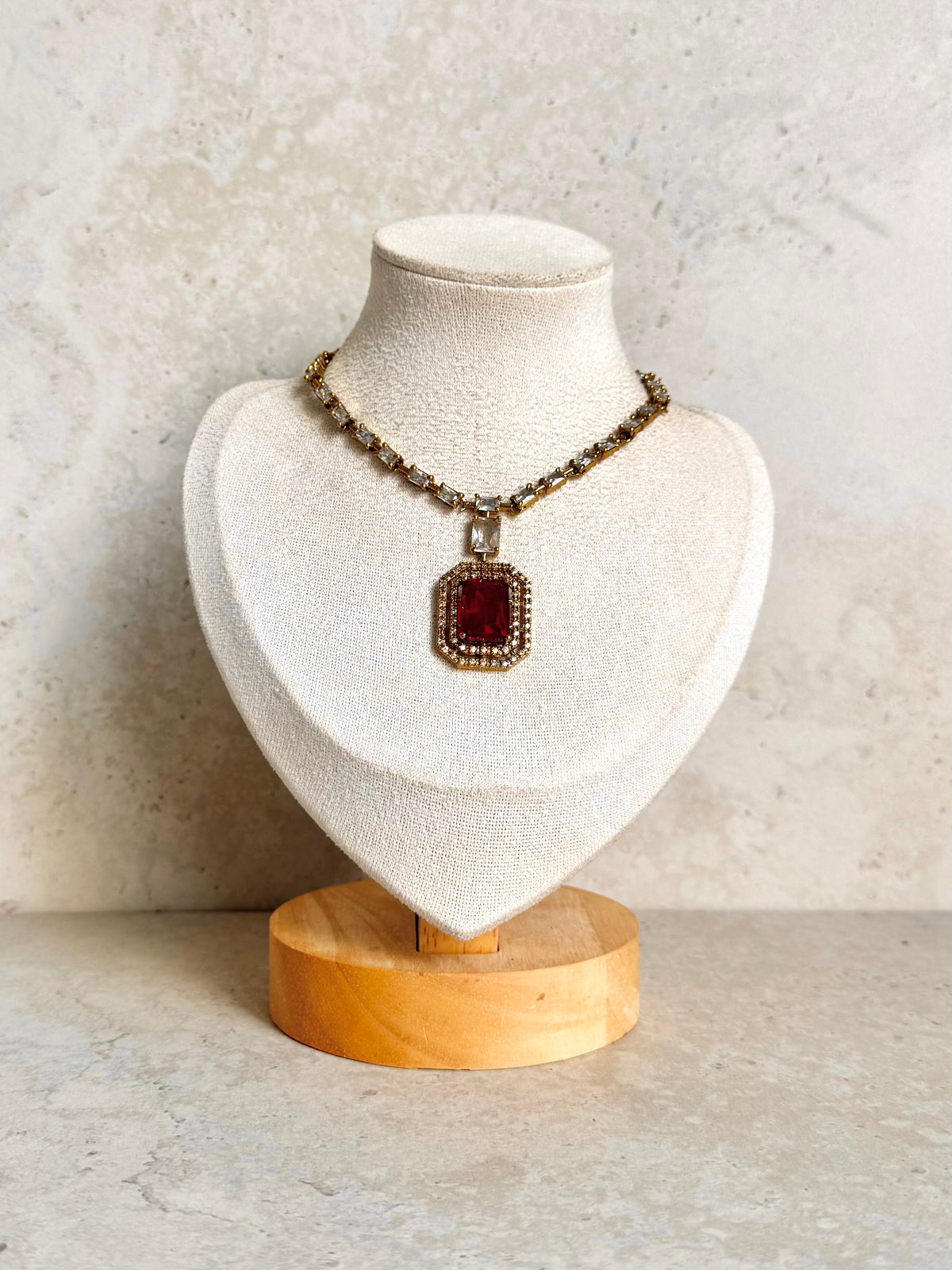 Maira Necklace Set