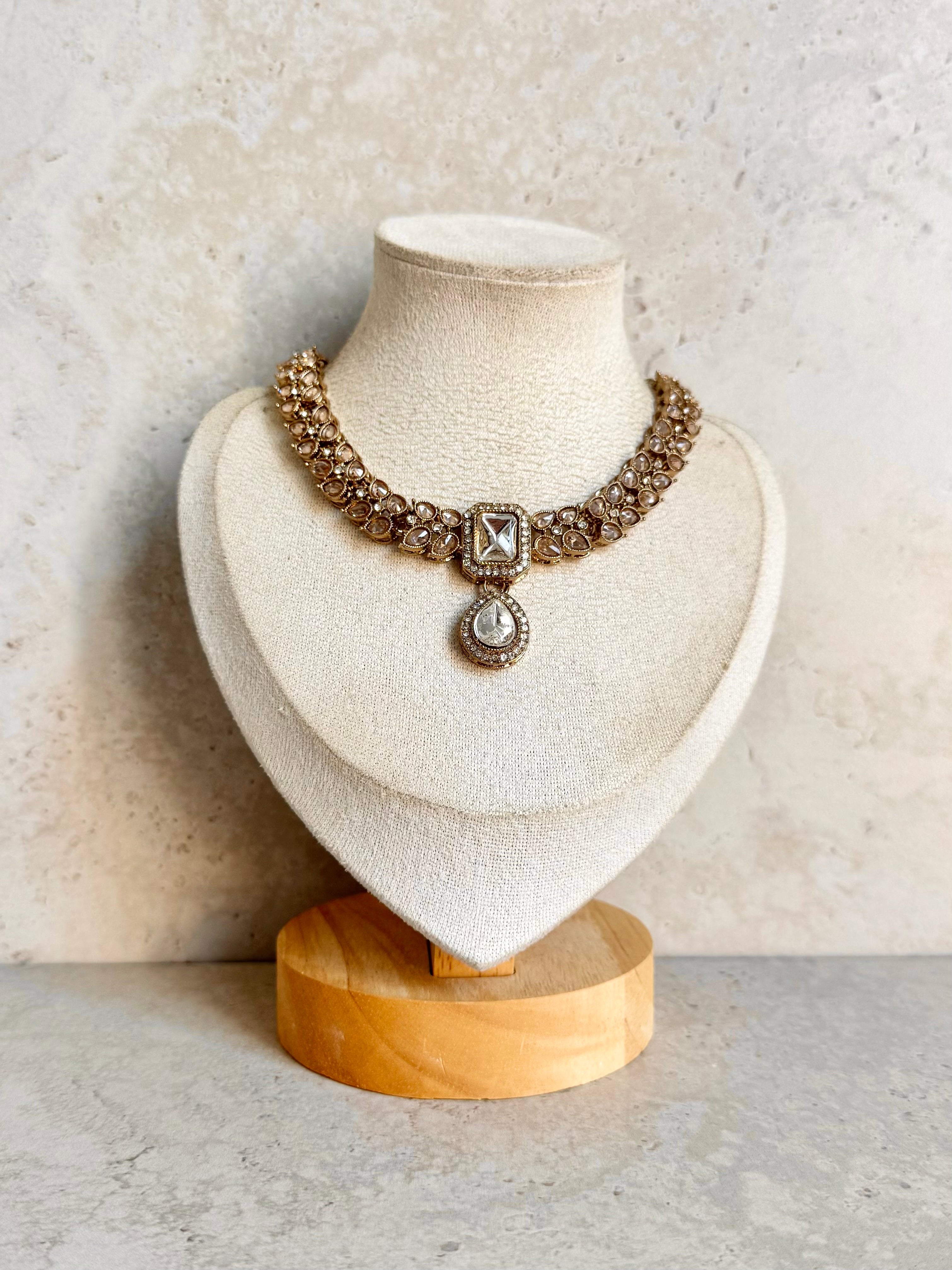 Bushra Necklace Set