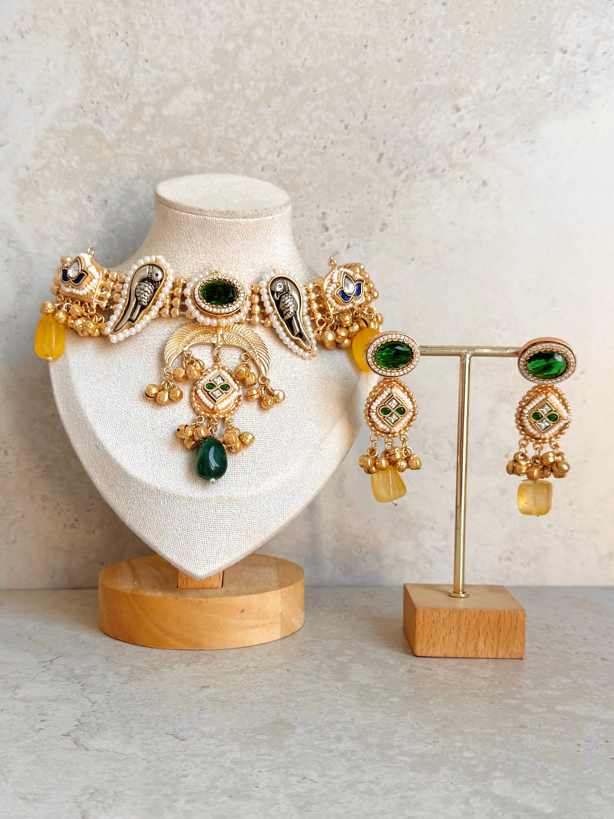 Afreen Necklace Set