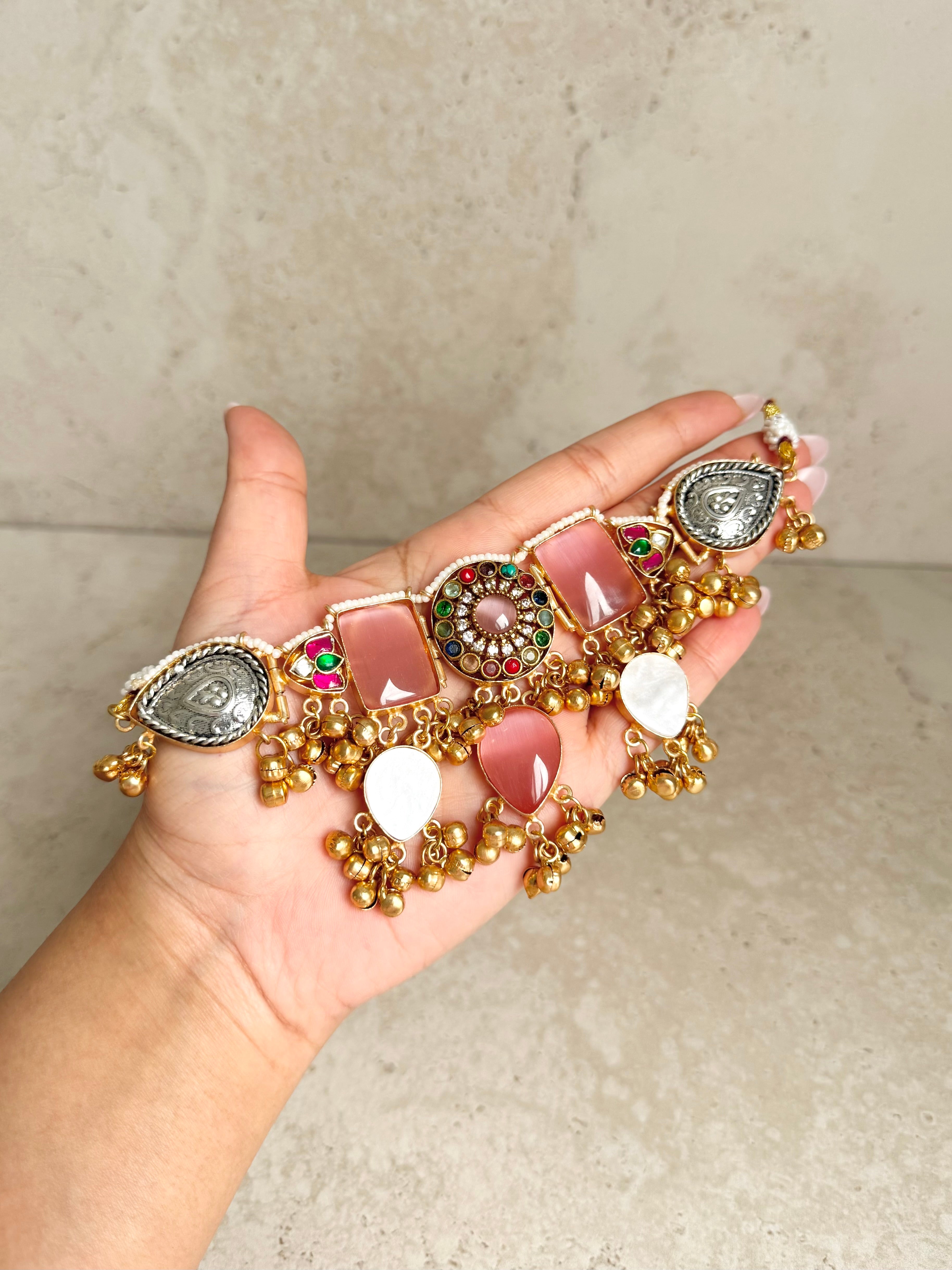 Naina Necklace Set