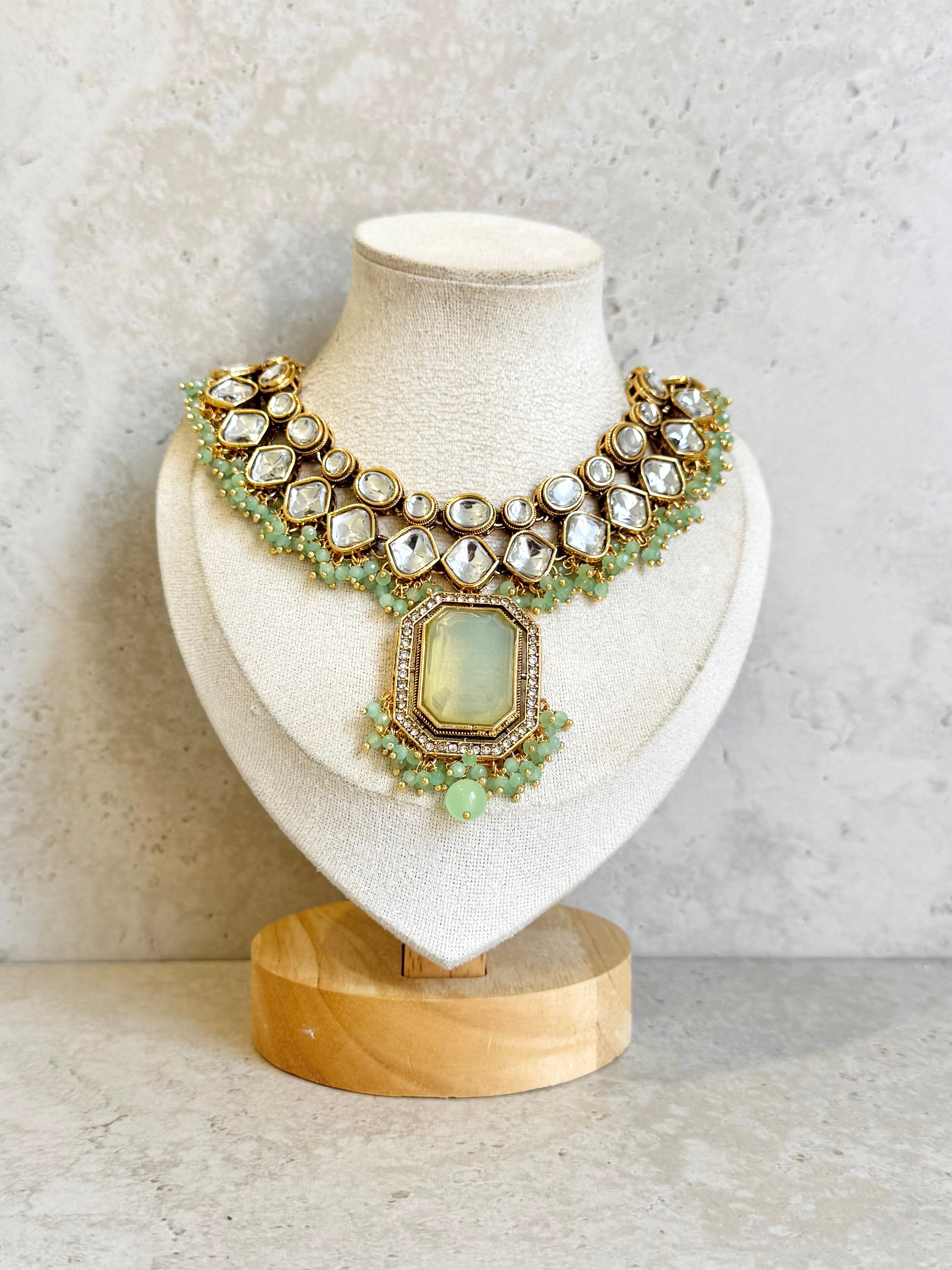 Sahar Necklace Set