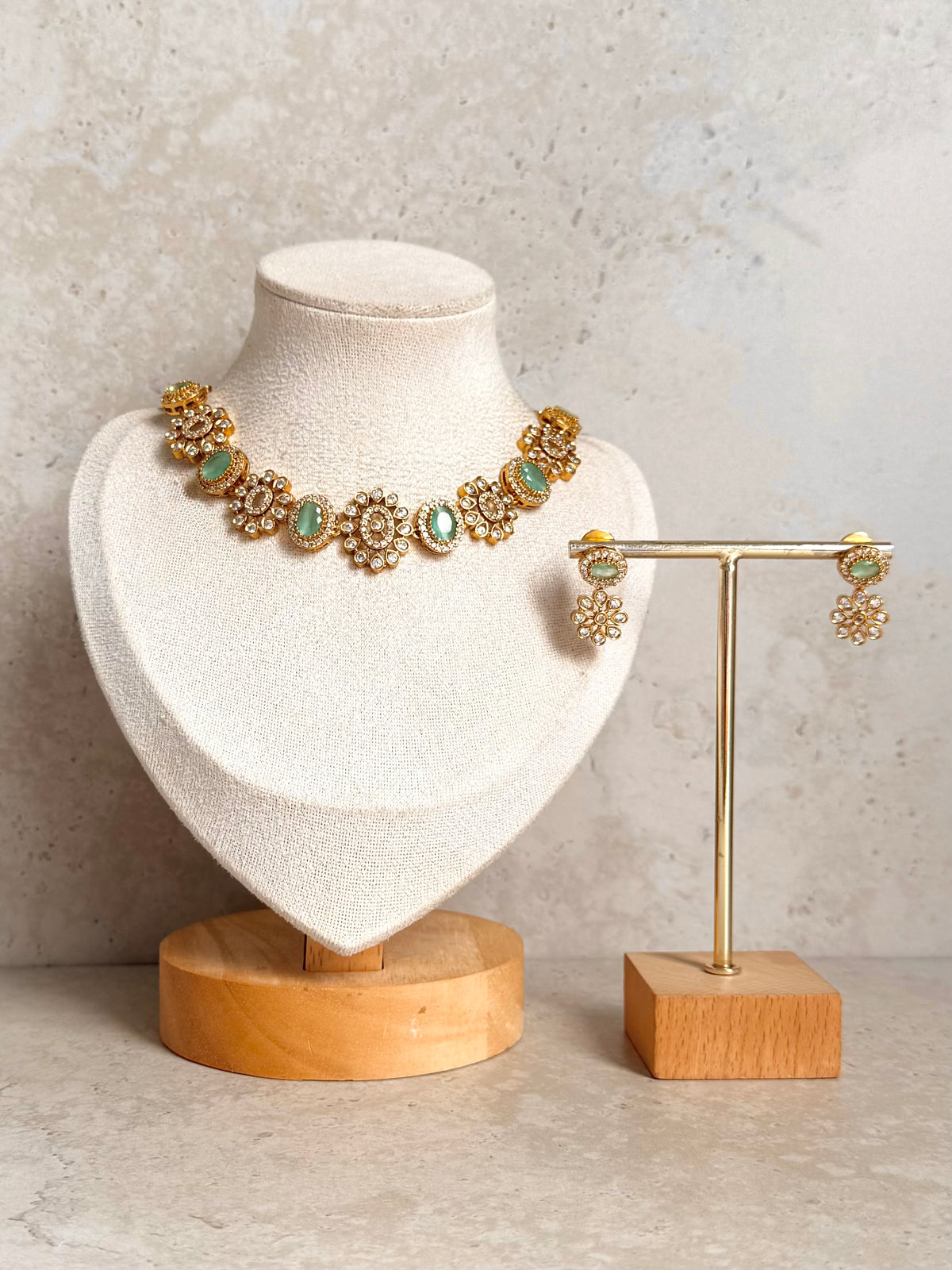 Neelam Necklace Set