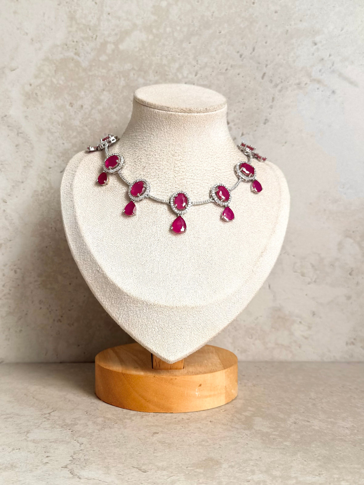 Mansi Necklace Set