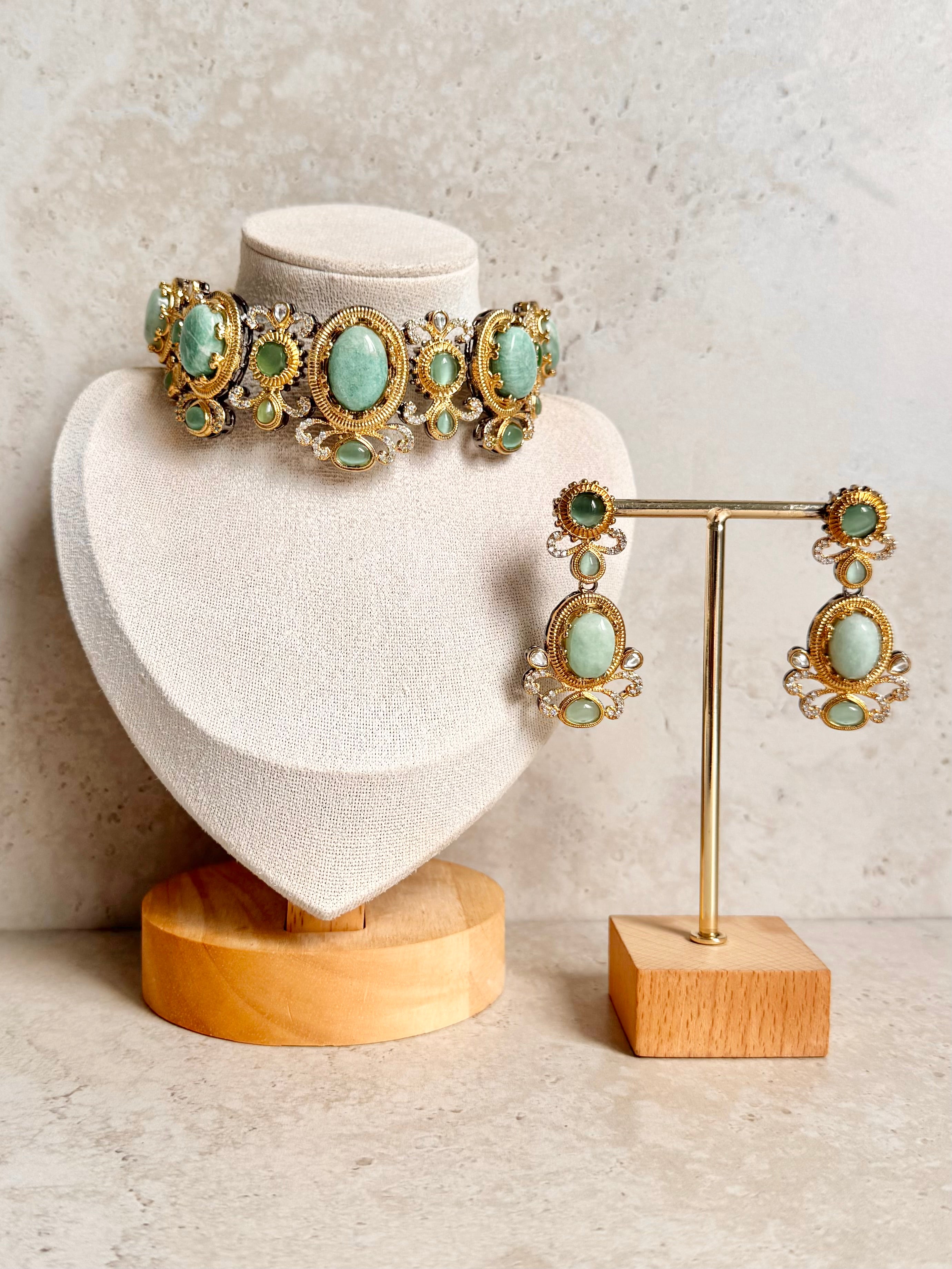 Amina Necklace Set