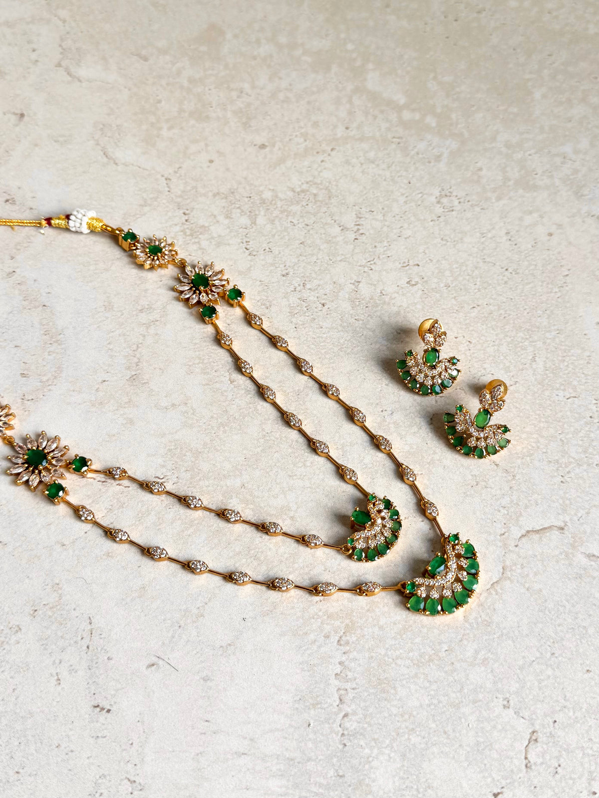 Urmila Necklace Set