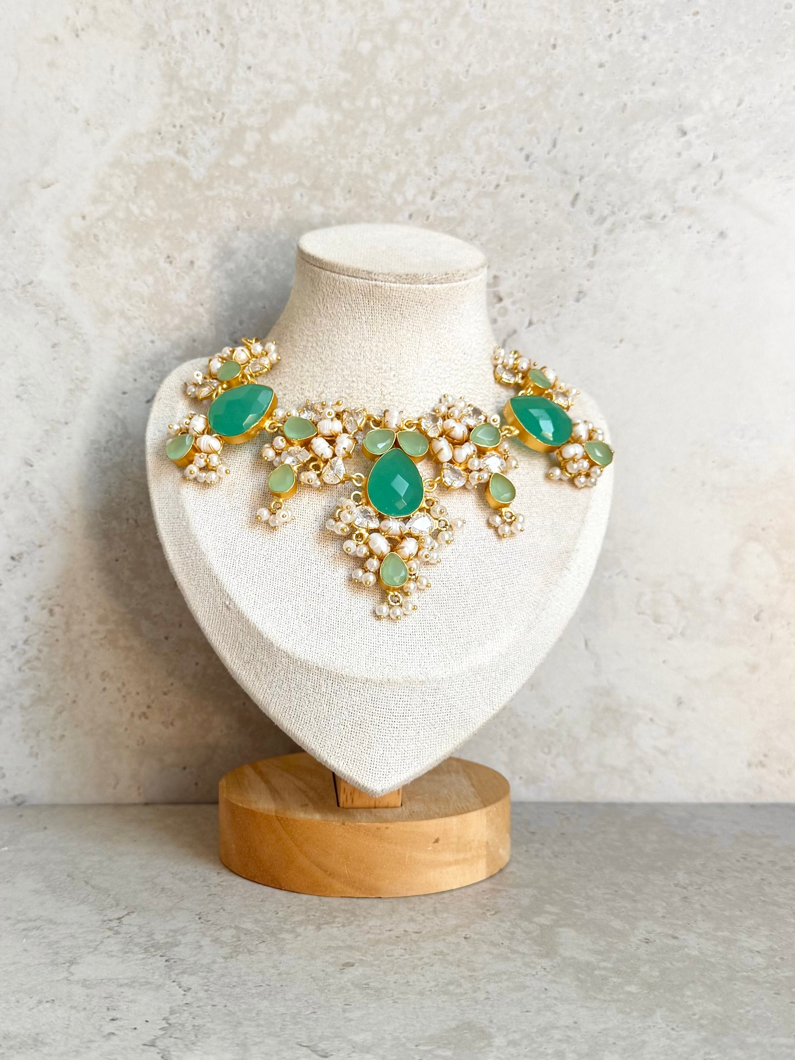 Elina Necklace Set