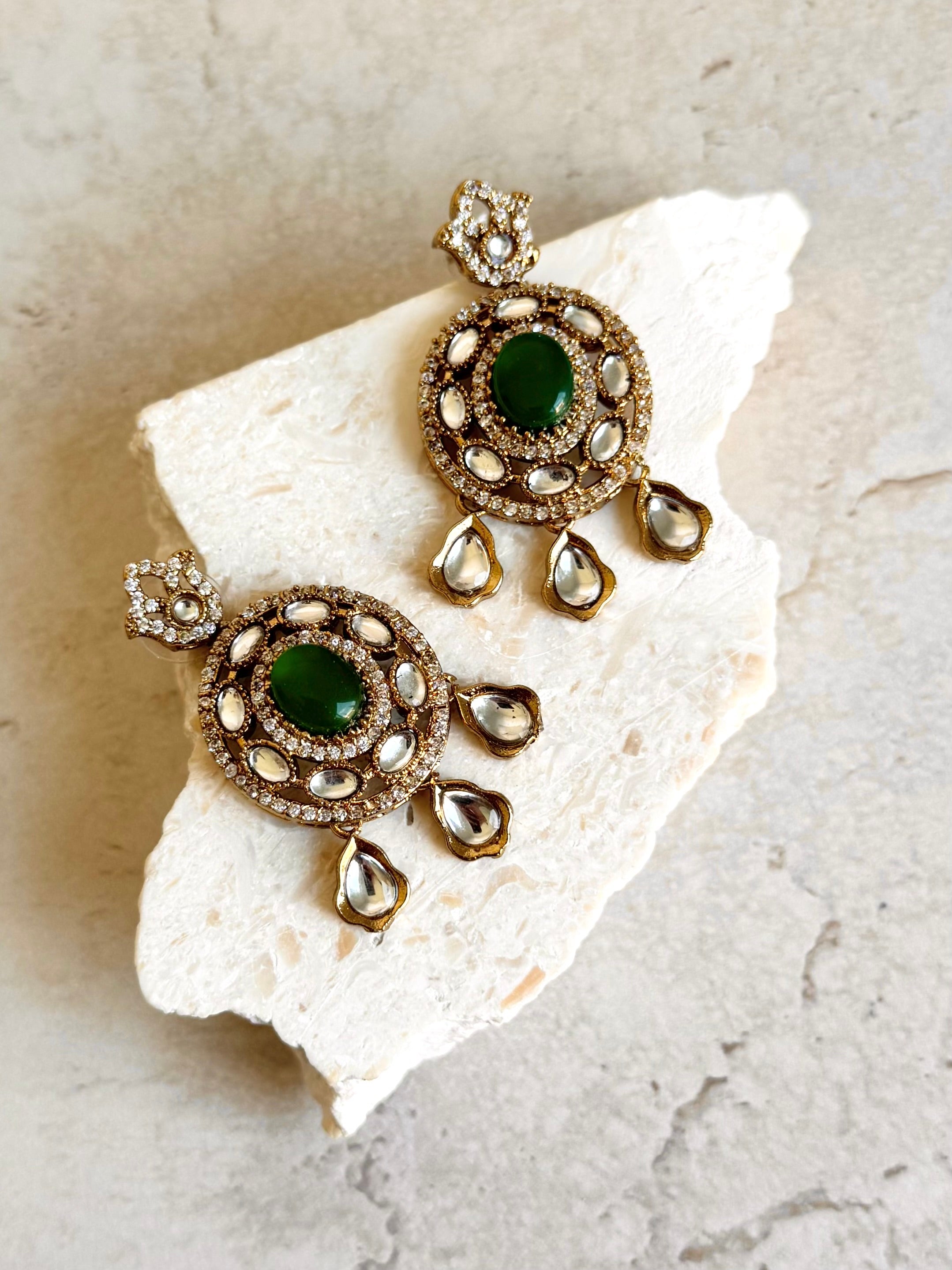 Anvi Earrings