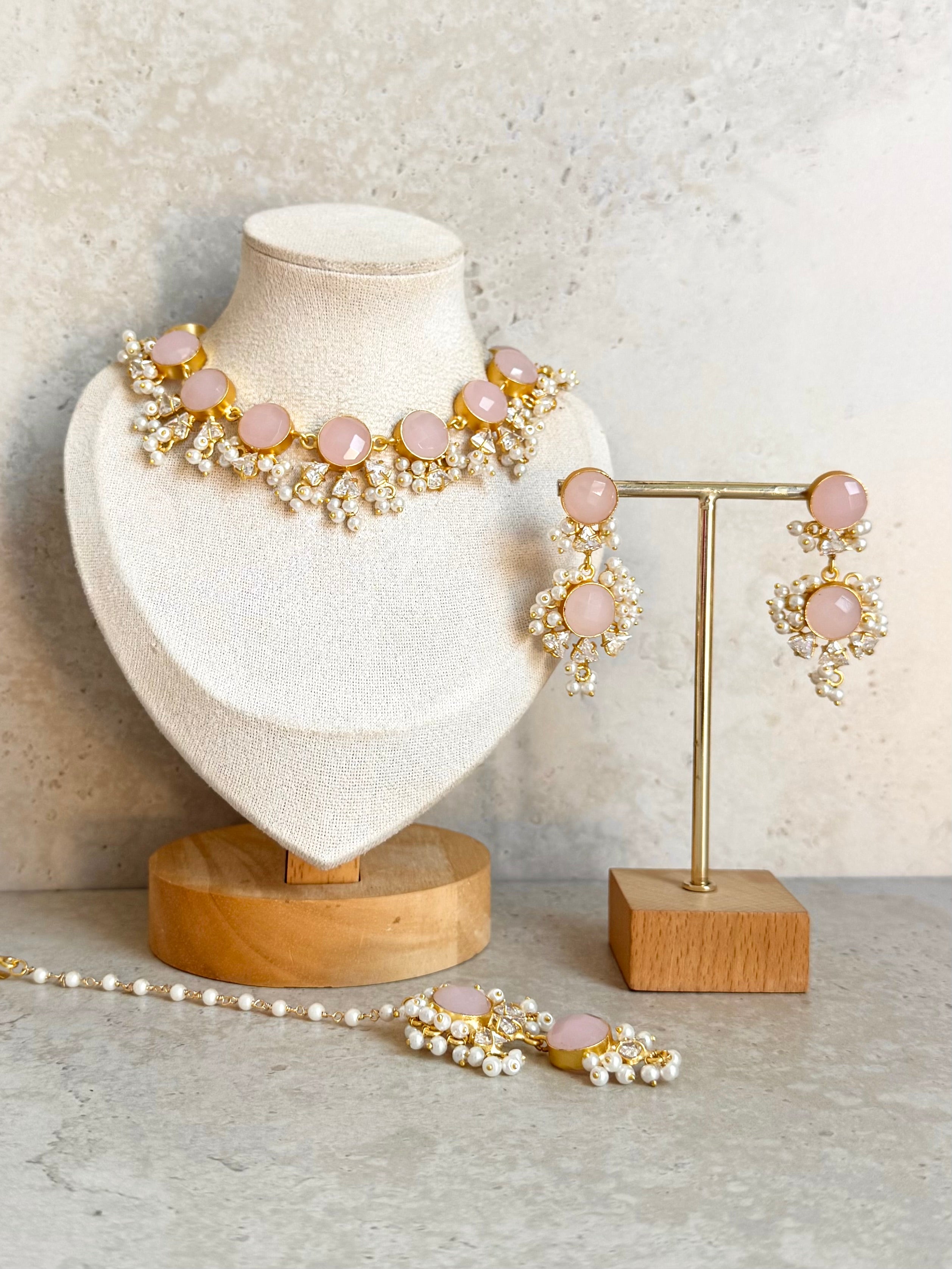Zaria Necklace Set